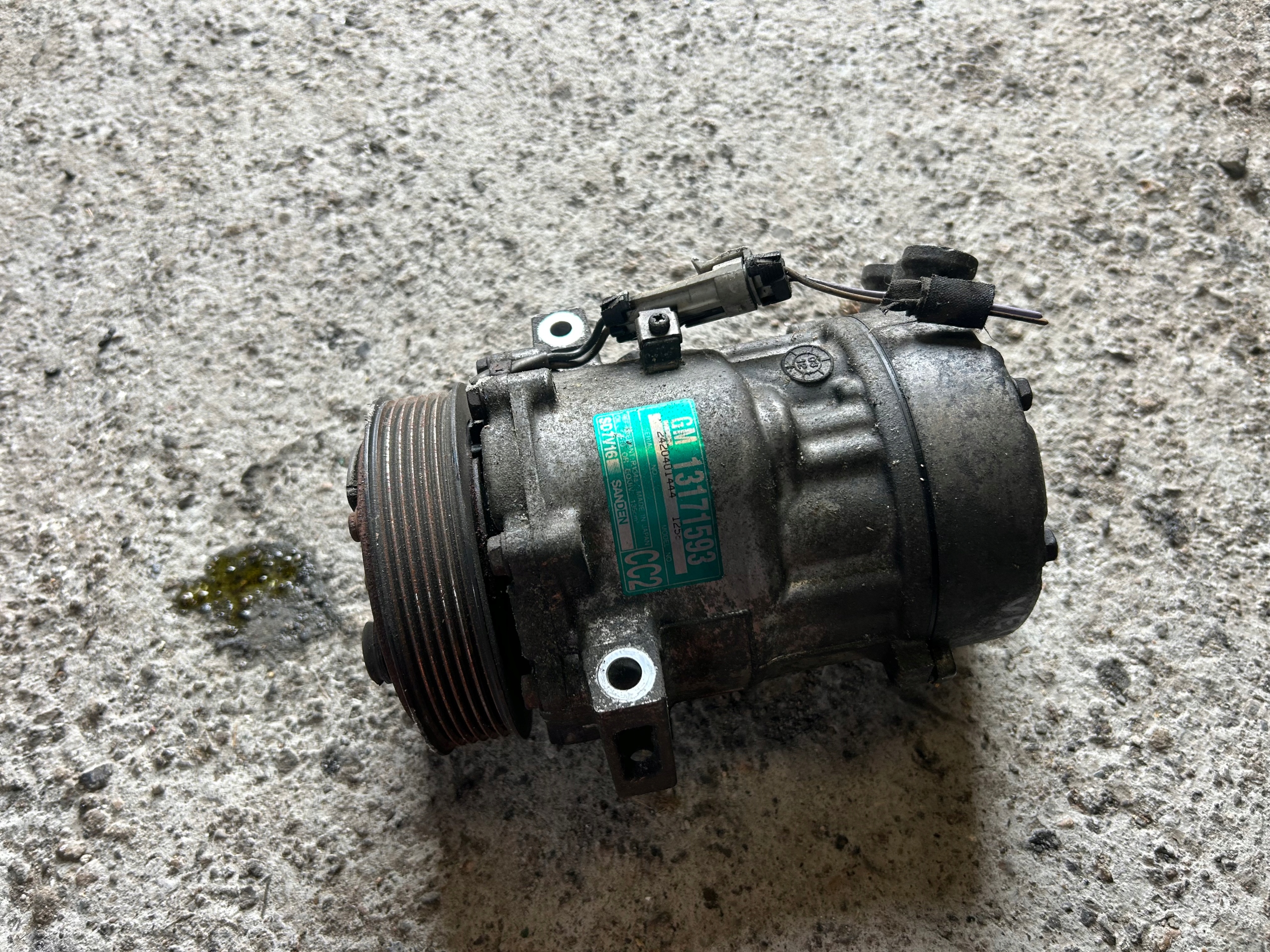 Ilmastointikompressori OPEL VECTRA C 1.9L diesel