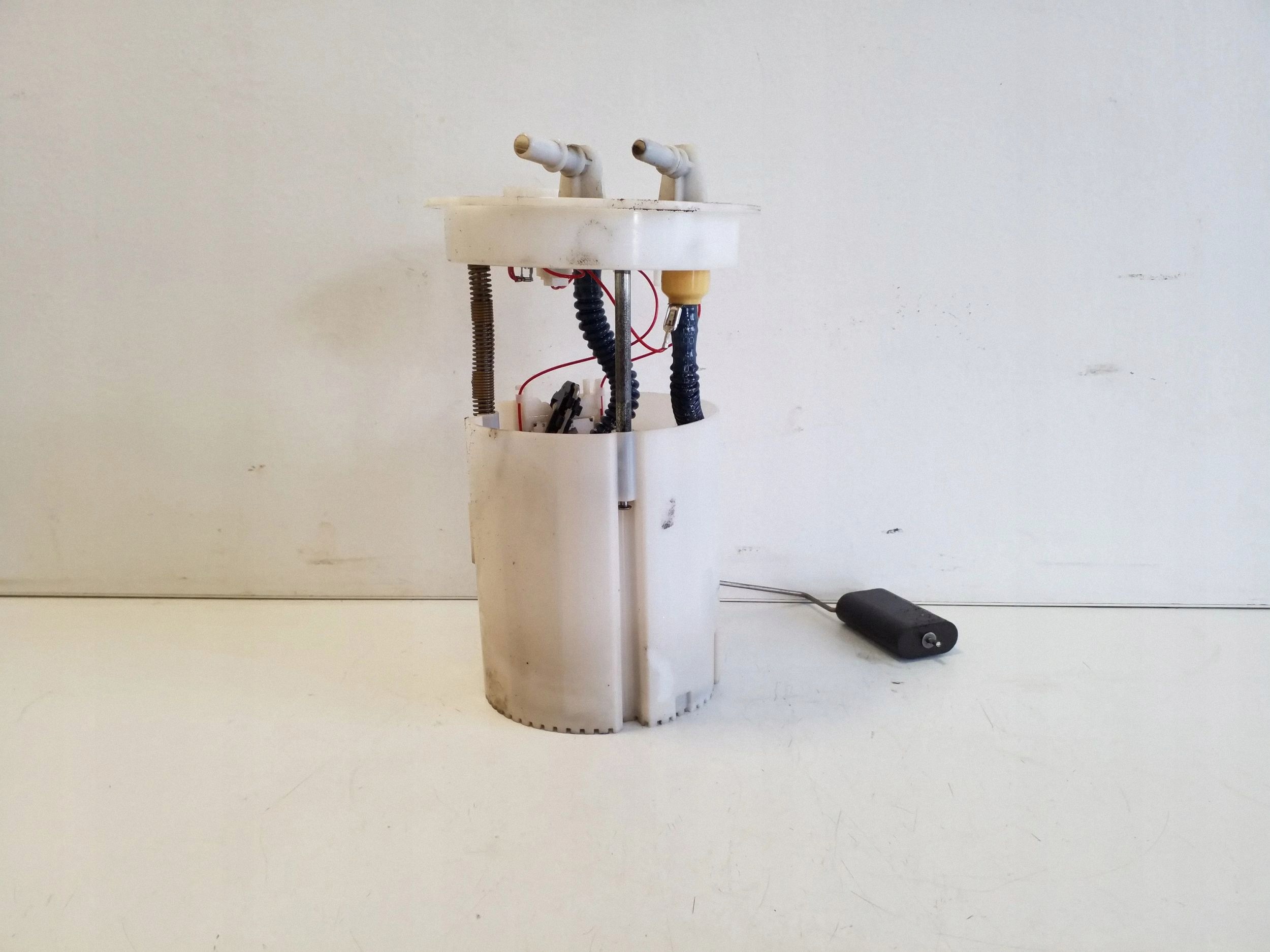 Polttoaineen tasosensori VOLVO V40 CROSS COUNTRY 1.6L diesel OEM 31321094