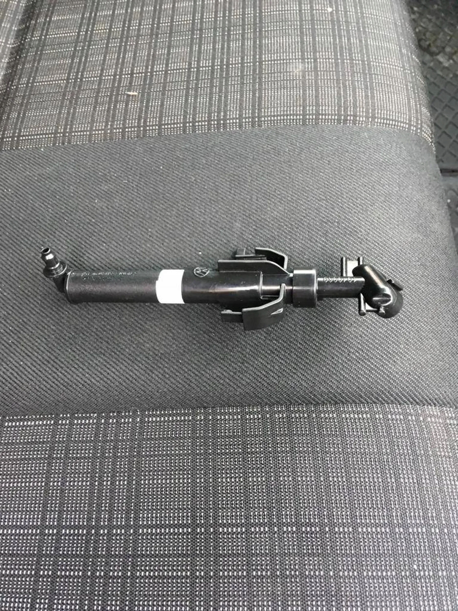 Oikea pesukansi VW Passat B8 3G0955104A