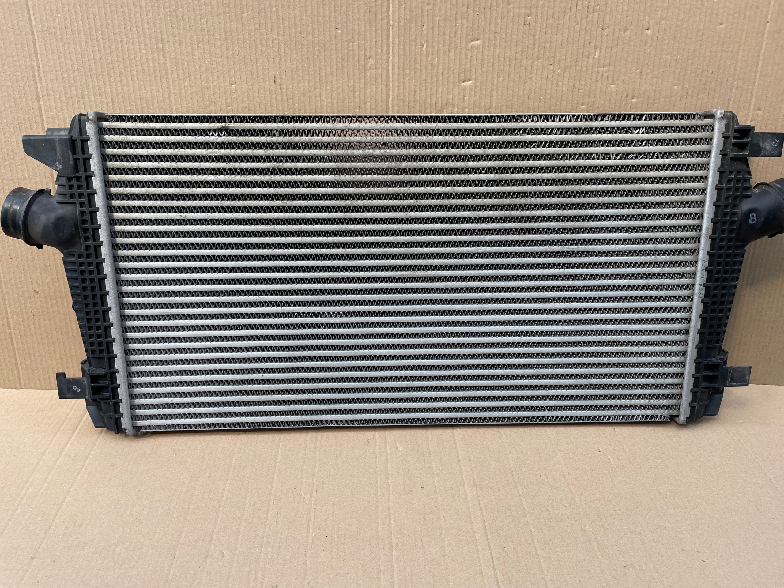 Radiateur Opel Astra J 2012 13267647 image 8
