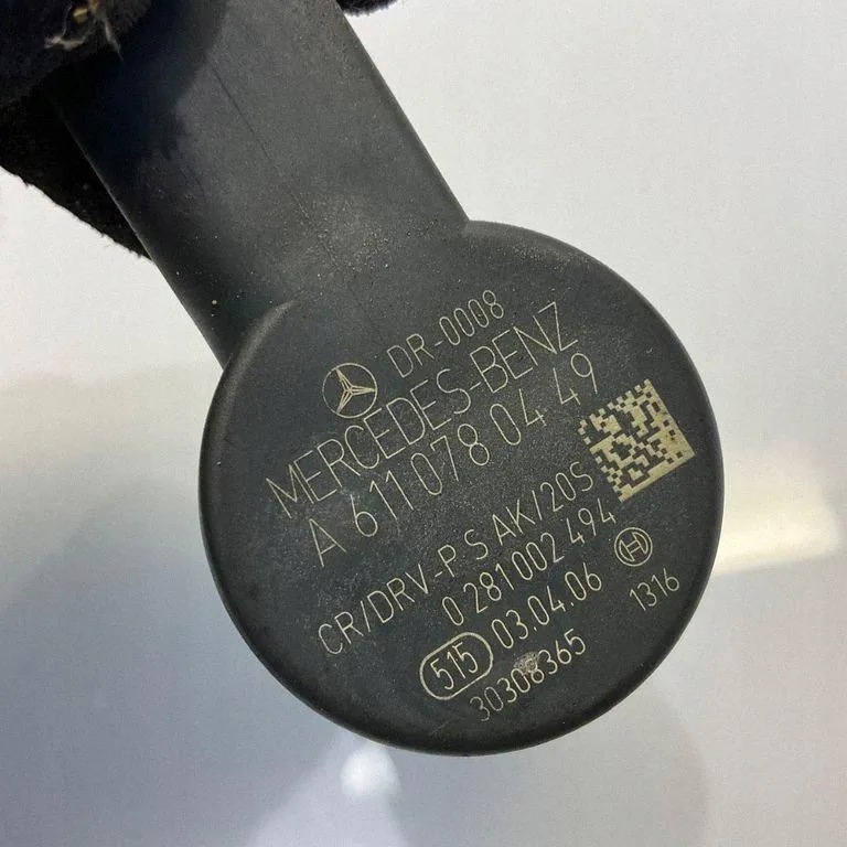 Válvula de pressão de combustível SMART FORFOUR 04- 1.5 CDI A6110780449 image 3