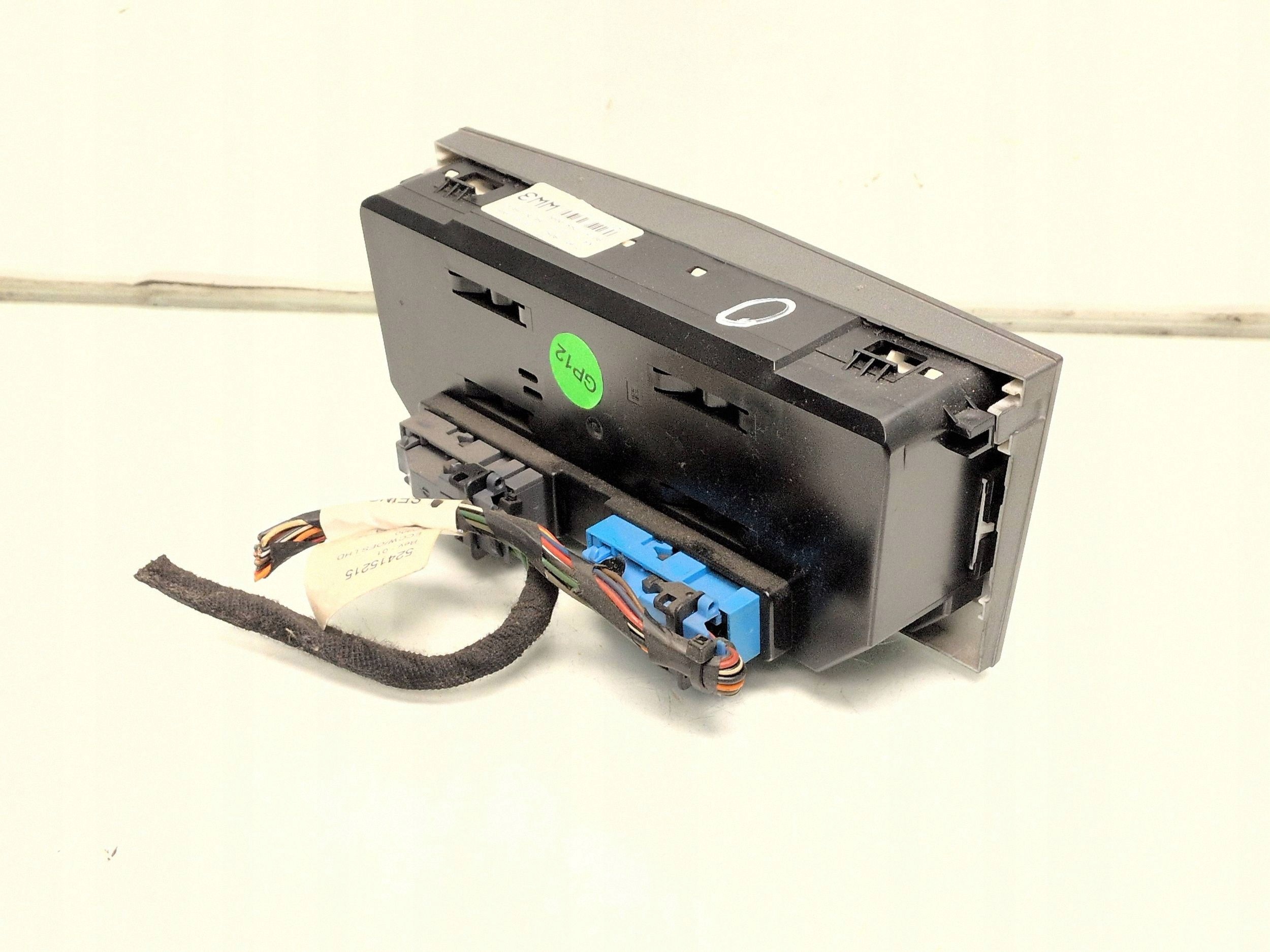 Opel Astra AC Control Module OEM 13231051 image 5