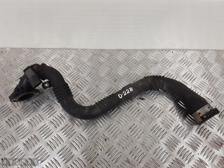 2018 Dacia Logan hose pipe 223650002r 0.9 petrol