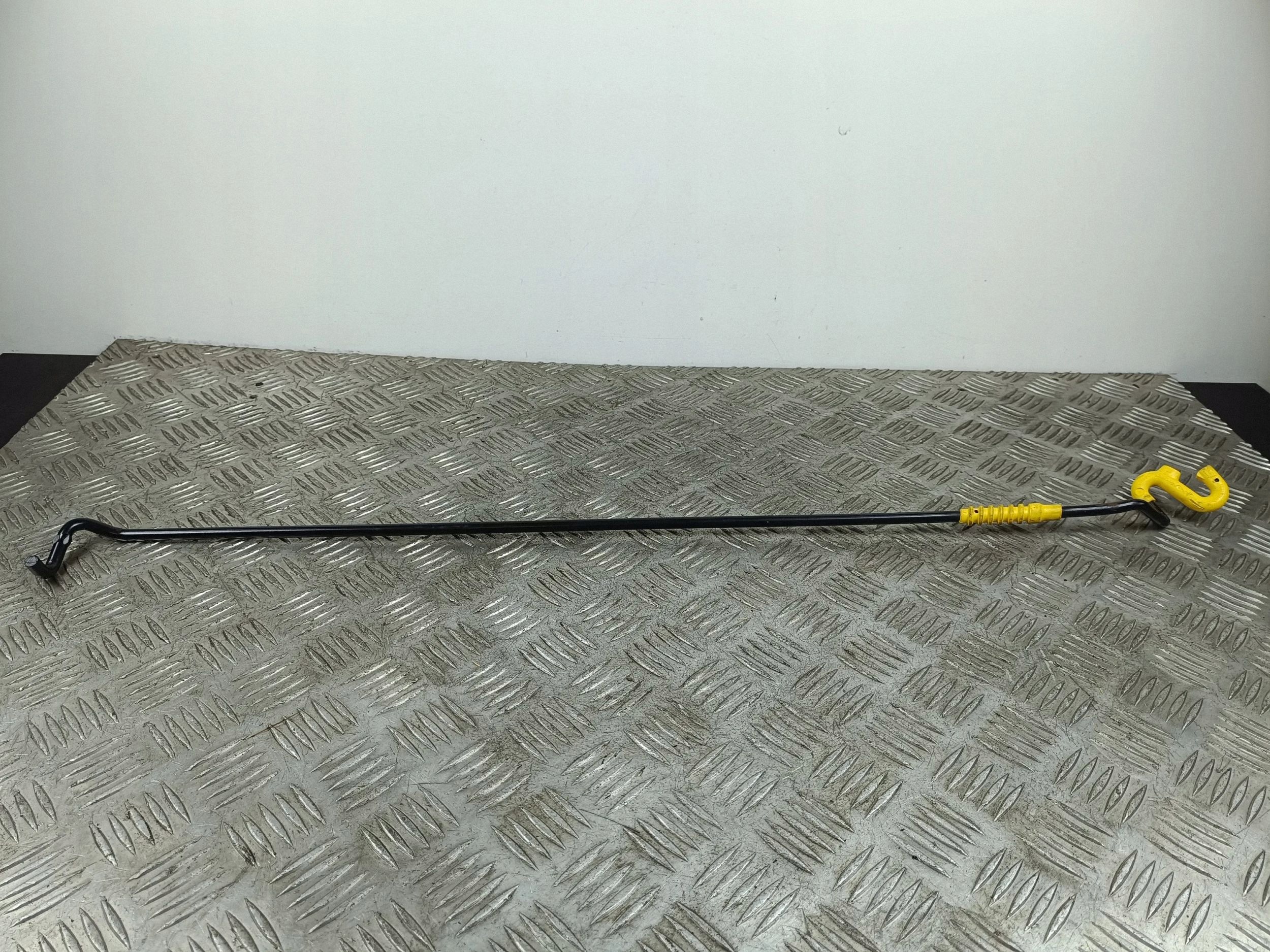 Hood Support Bracket Cupra Formentor 2022 image 2