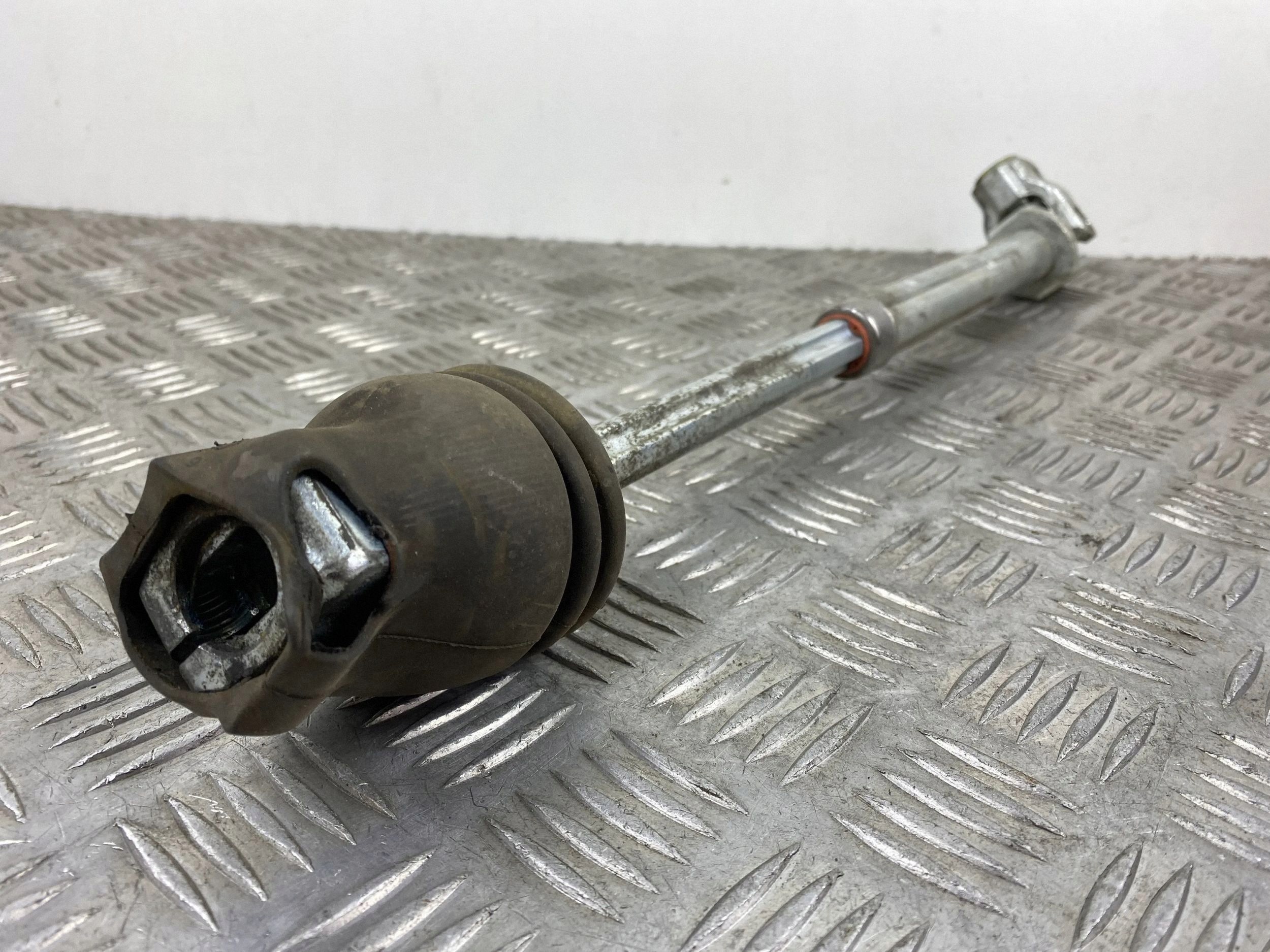 Drivaxel Jeep Grand Cherokee 2018 68245552AD image 8