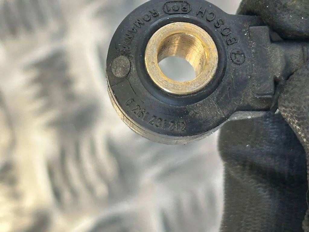 Knocksensor () Maserati image 7