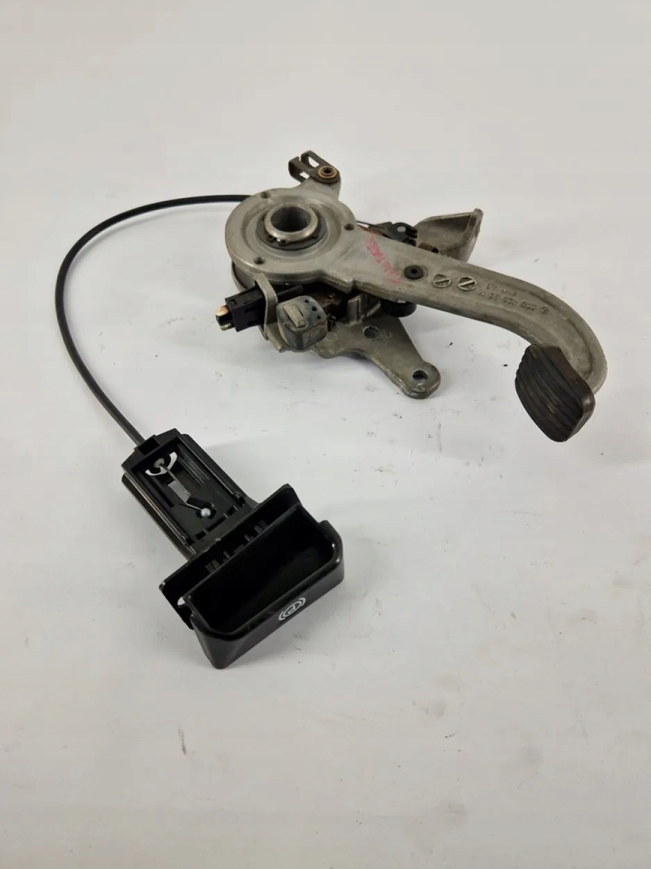 Levier de frein à main OEM 2204200312 Mercedes E W210 image 2