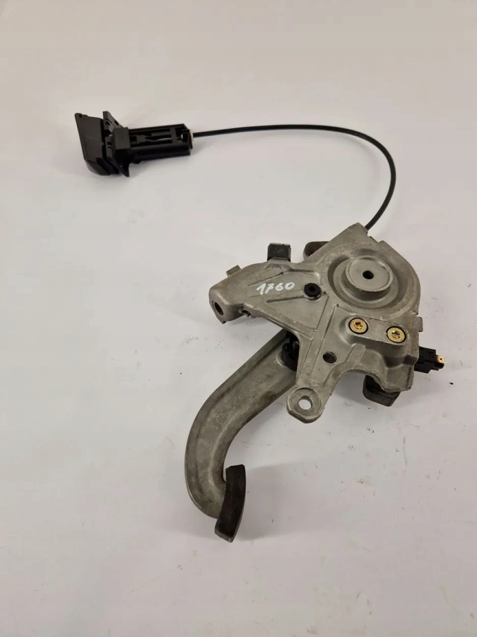 Levier de frein à main OEM 2204200312 Mercedes E W210 image 4
