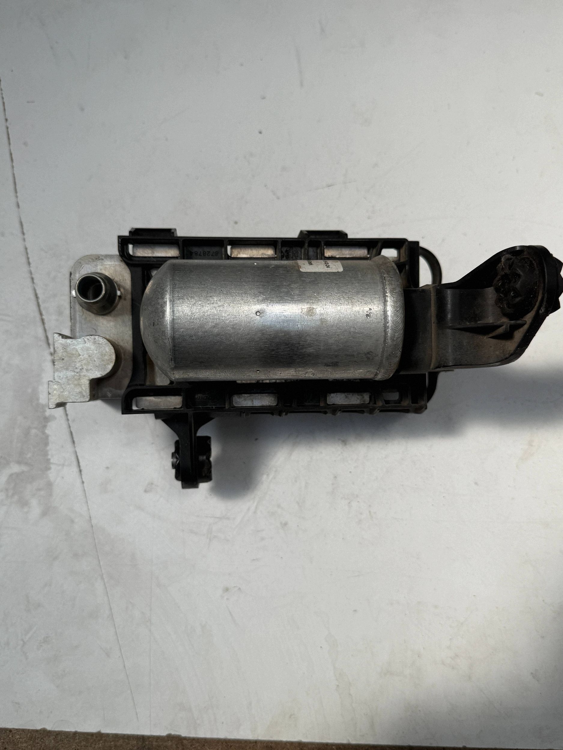 BMW i4 2025 Déshydrateur A/C OEM 9476767