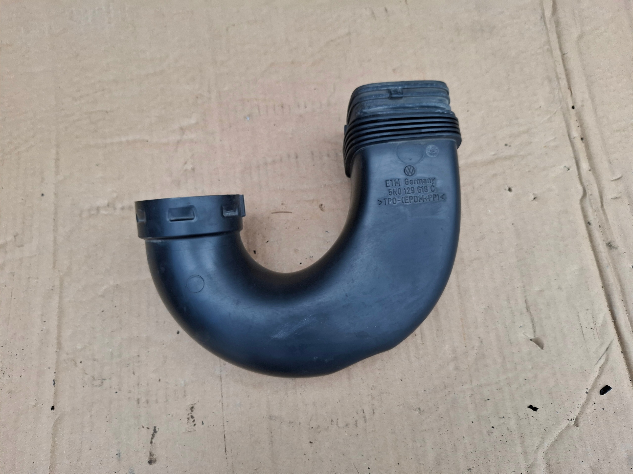 Luftansaugschlauch Volkswagen Tiguan OE 5N0129618C image 3