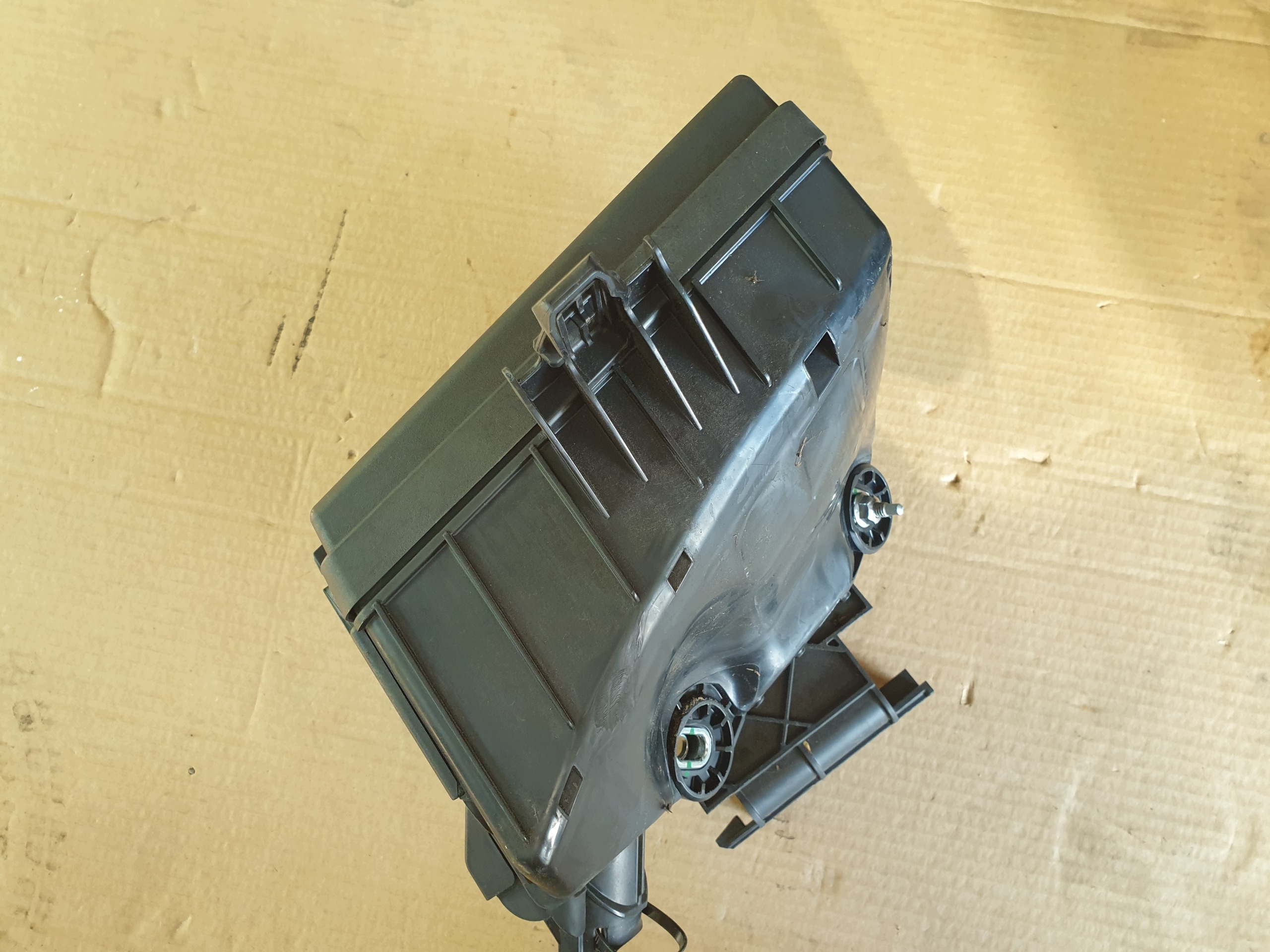 AUDI A3 8V 2.0TDI Sulakekotelo 5Q0907361A