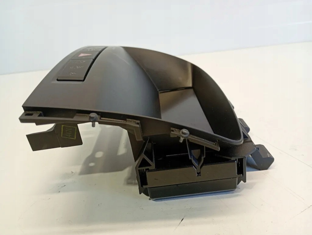 Opel Astra Näyttöruutu OEM 22858076 - Käytetty image 4