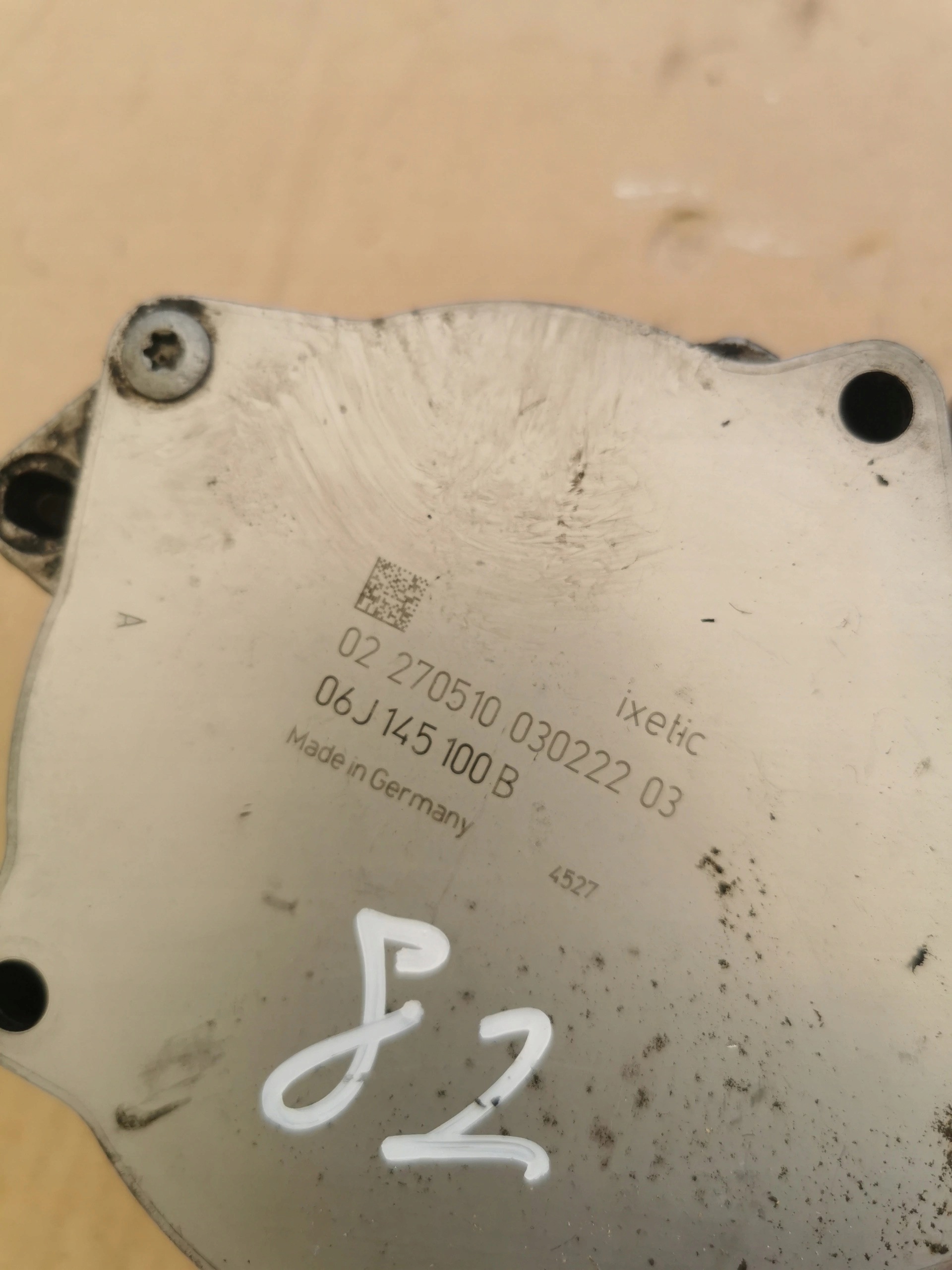 Rem vacuumpomp Audi TT 2010 1800 TFSI 06J145100B image 3