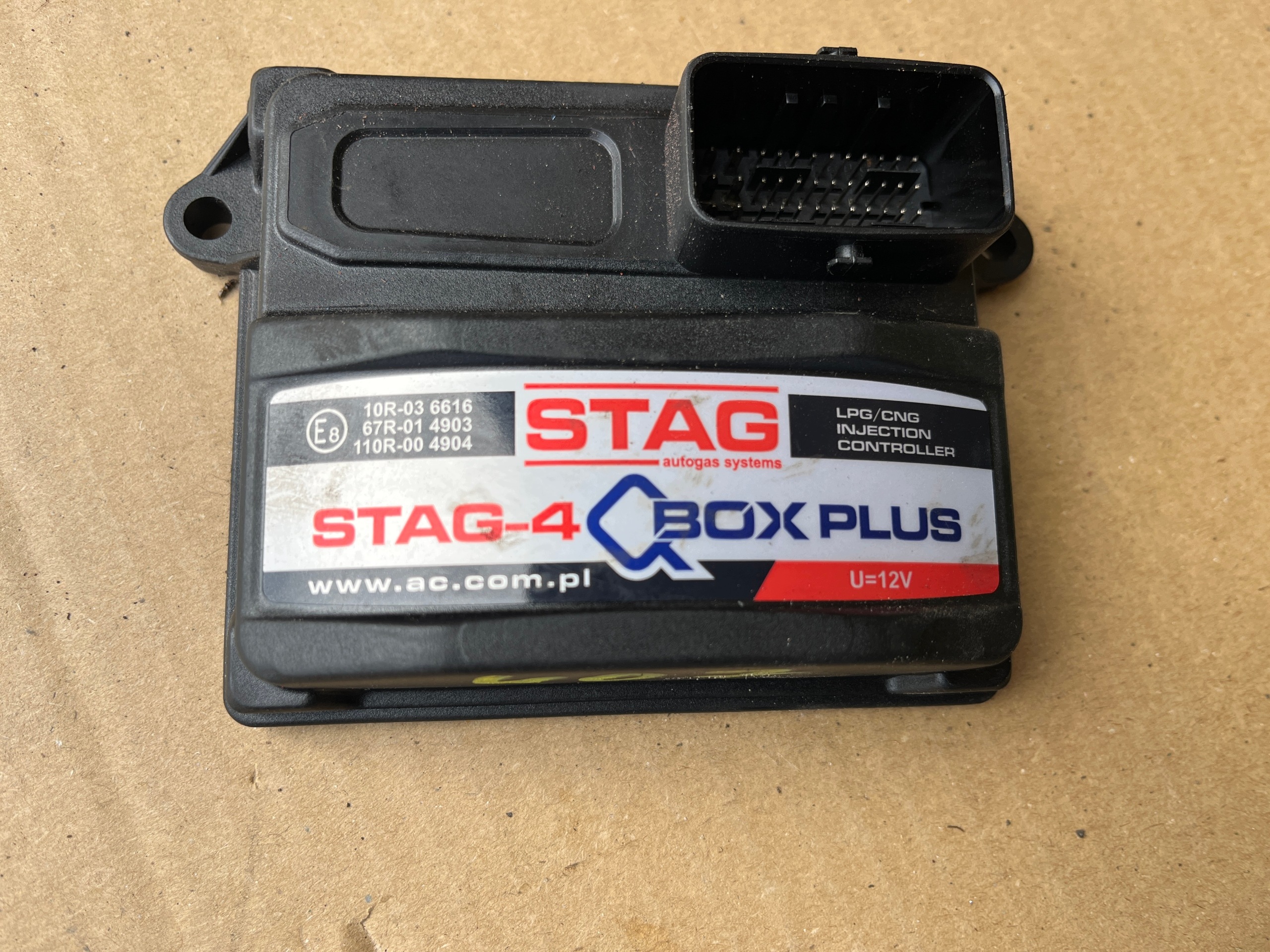 LPG-kaasuhallinta STAG-4 QBOX BASIC