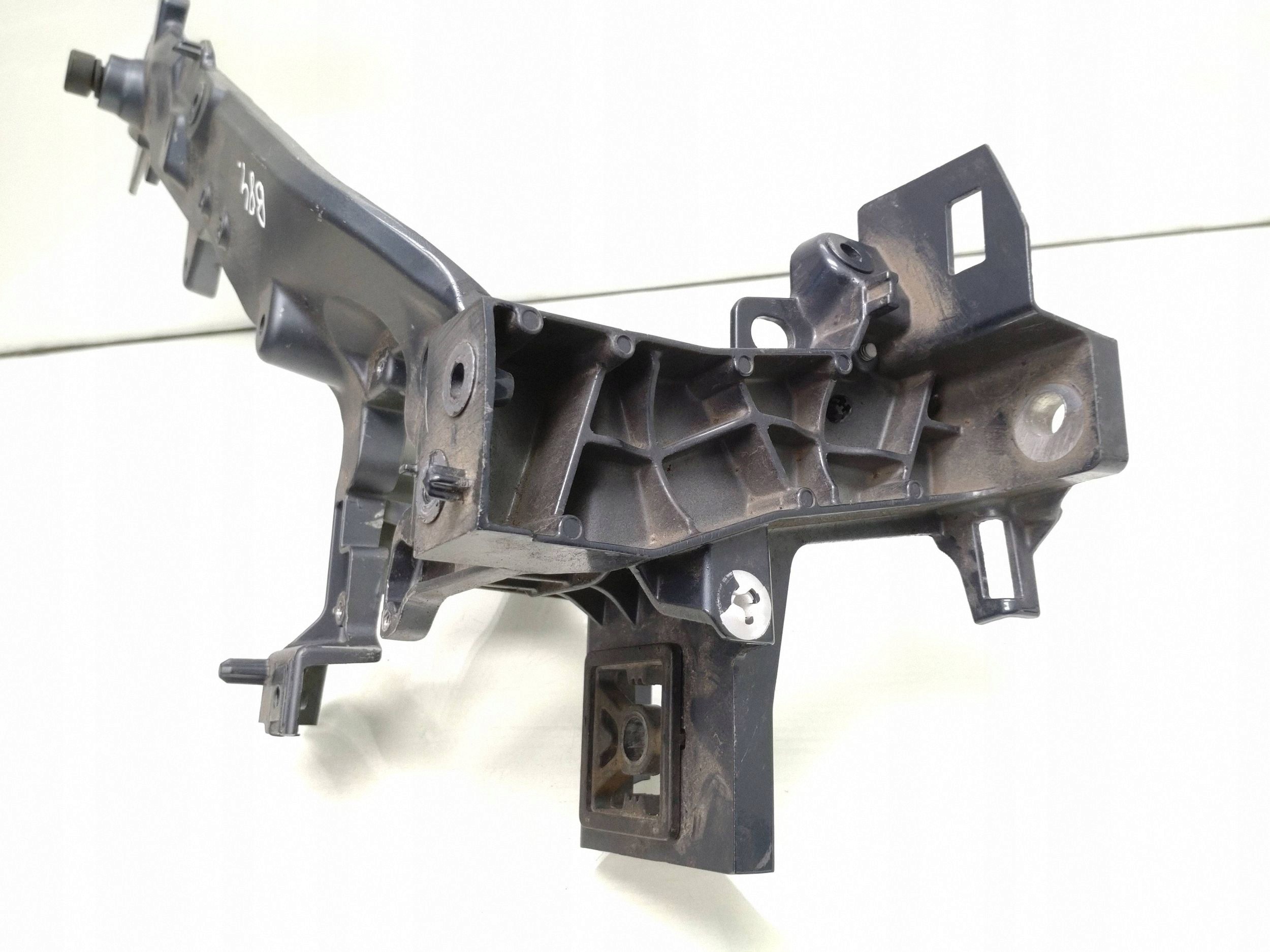Polestar 2 2024 Support d'aile avant gauche OEM 32396094 image 4