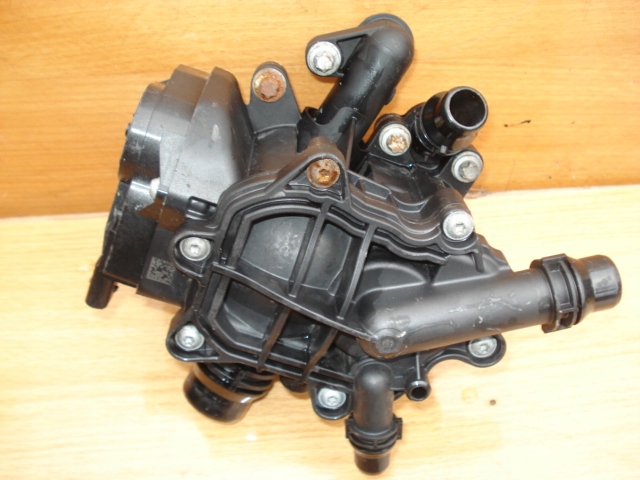 Thermostat Housing 7644811 BMW 1 F20 F22 F30 B38 Mini