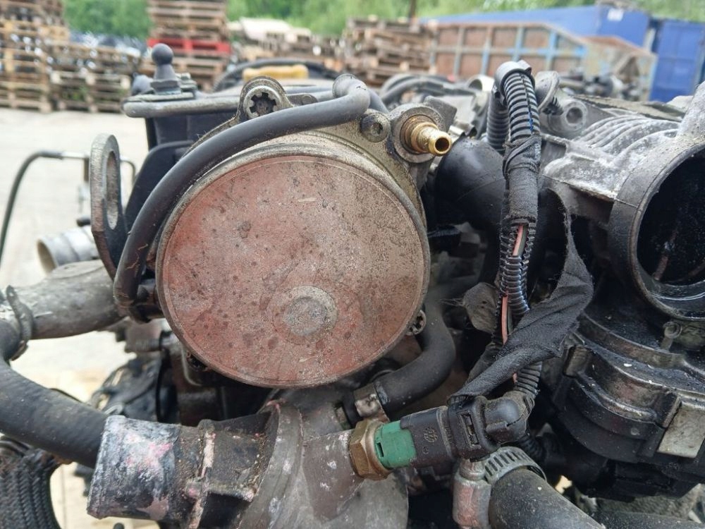 Imupumppu OPEL VECTRA C ESTATE 1.9L Diesel 2004 OEM