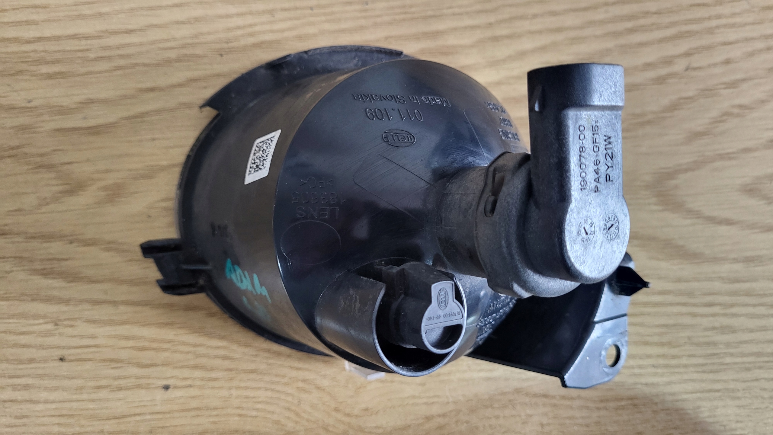 Opel Adam 13r vänster backljus bak OEM 13354586 image 3