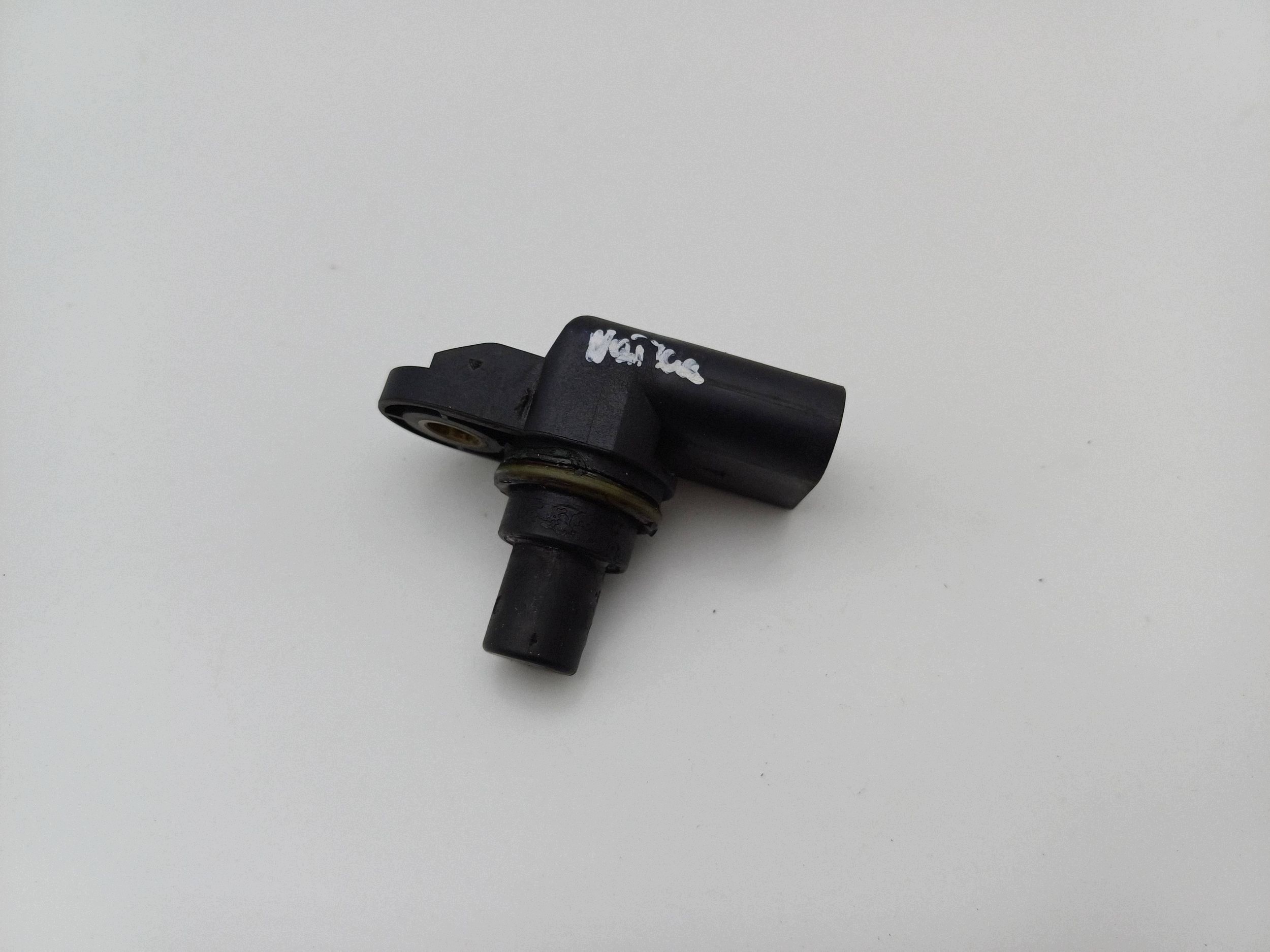 BMW OE 2249320-05 camshaft sensor image 2