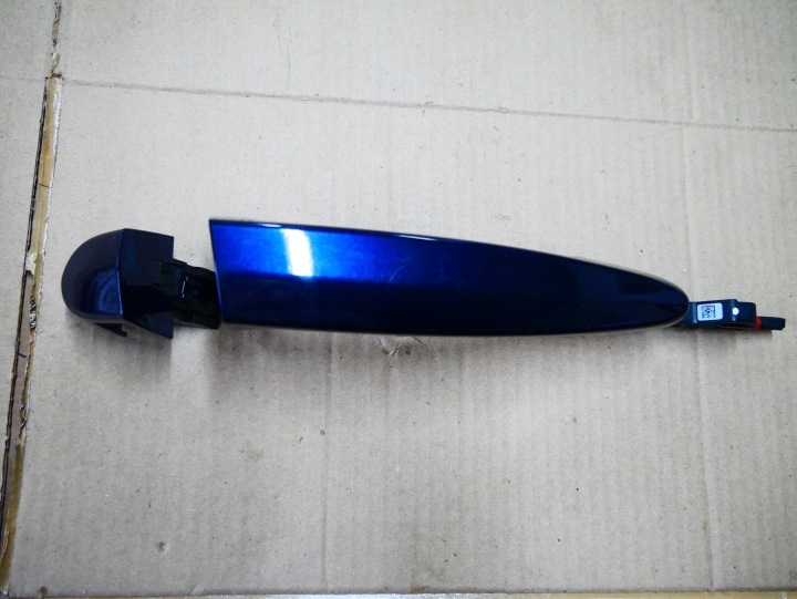 BMW F20 F30 F32 F34 F36 Oikea kahvan kansi etu/taka oikea A89 avaimeton 7329362