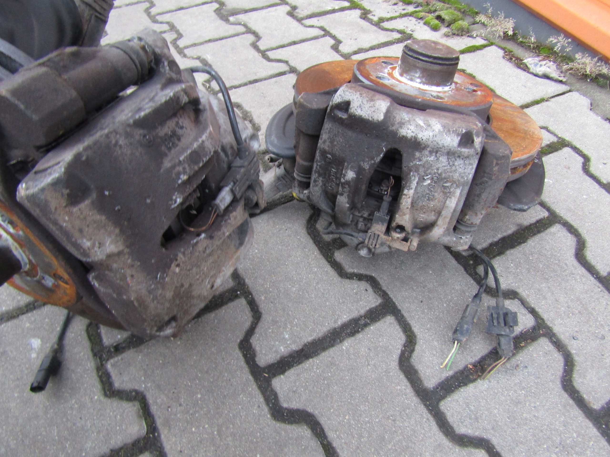 (2) MERCEDES W211 3.2CDI 04' MOZZO + FLANGIA STERZO PINZA DISCO image 6