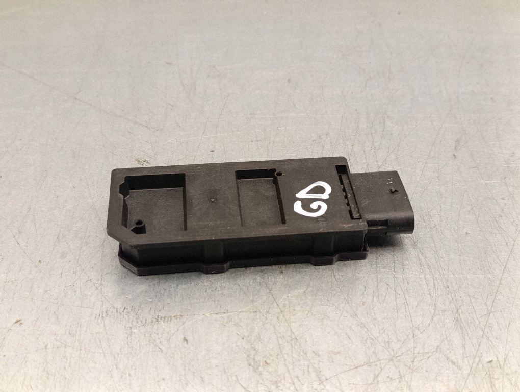 Antenne Interne VW ID.4 OEM 5WA962133E (2024) image 4