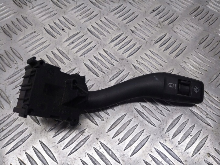 Tuulilasinpyyhkijän kytkin Audi A4 B6 2.0 8E0953503