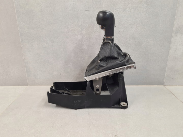 OEM Vaihteenvalitsin Astra III H 1.3 1.7 1.9 CDTI 6-Vaihteinen