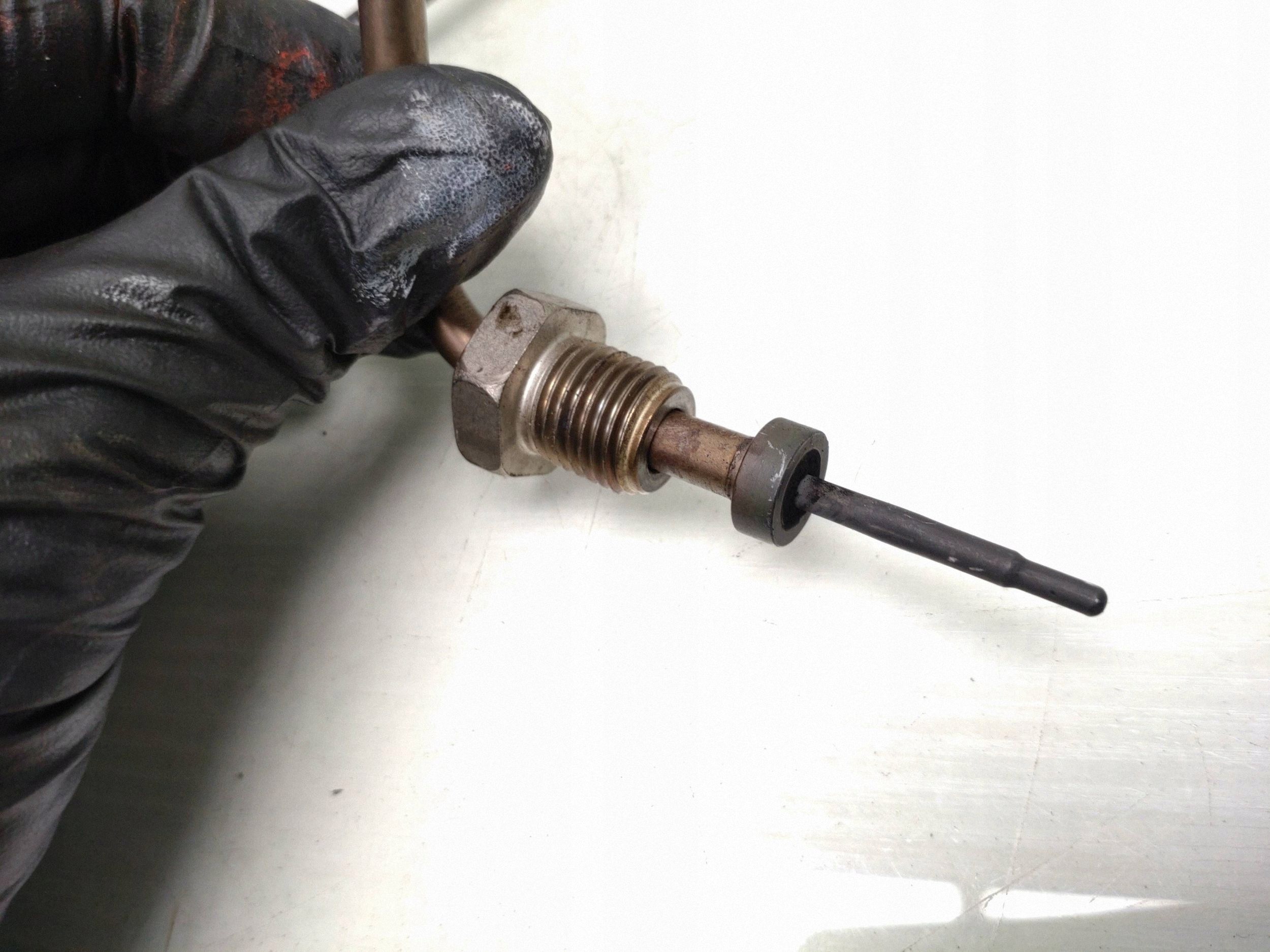 Abgastemperatursensor VW Passat B8 2.0 TDI 190PS image 3