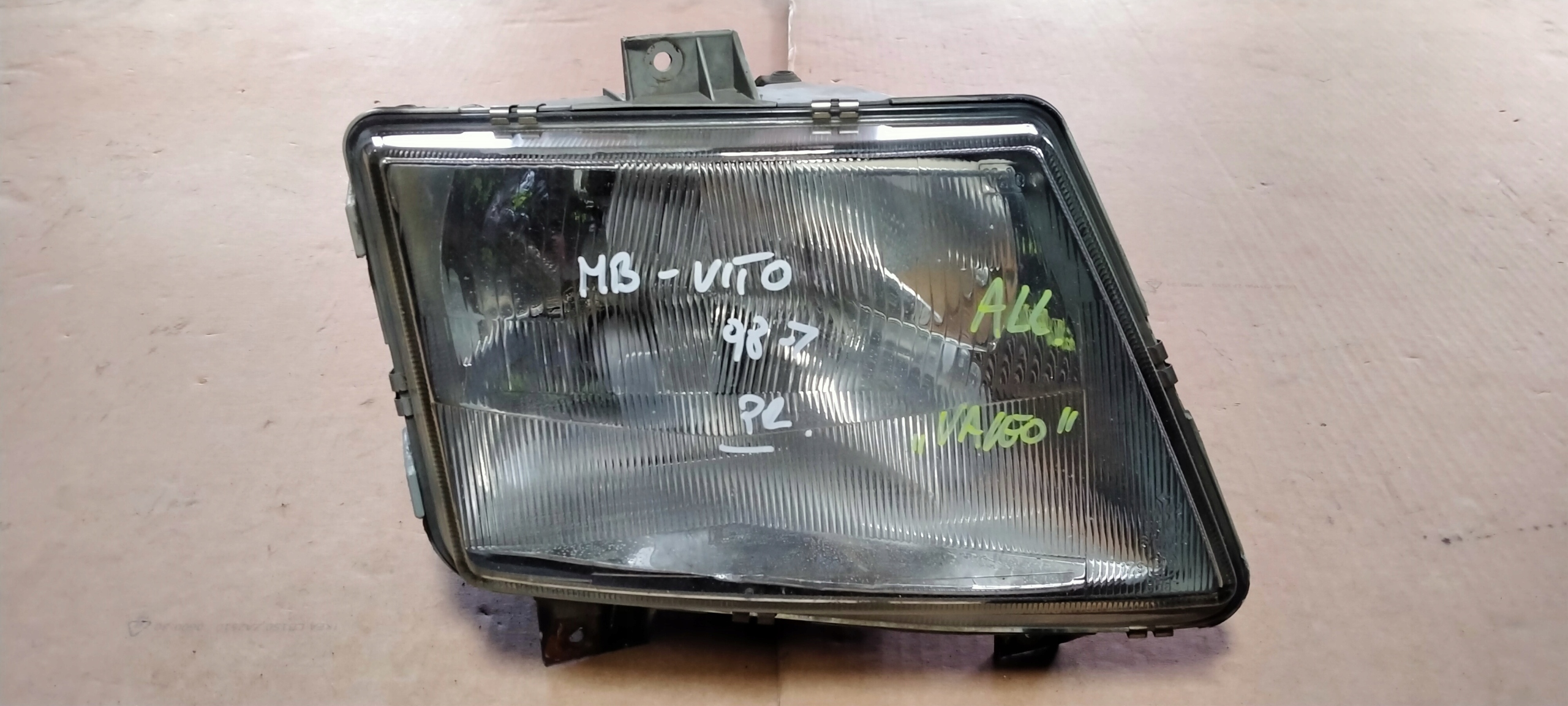 MERCEDES VITO I W638 96-03 Etuheijastin oikea VALEO image 2