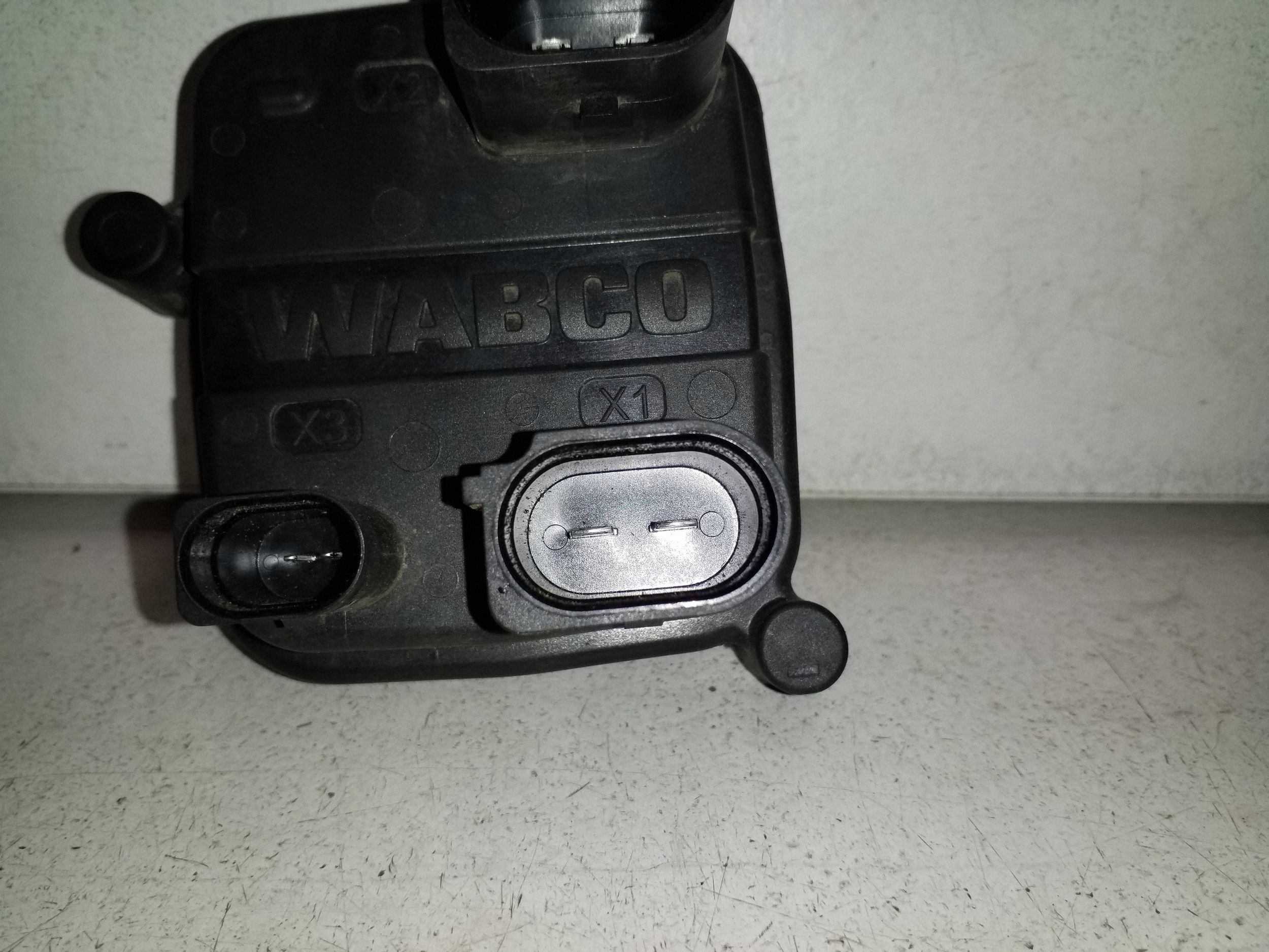 Audi Q7 II Veringsregelaar OEM 4M0907778 image 4