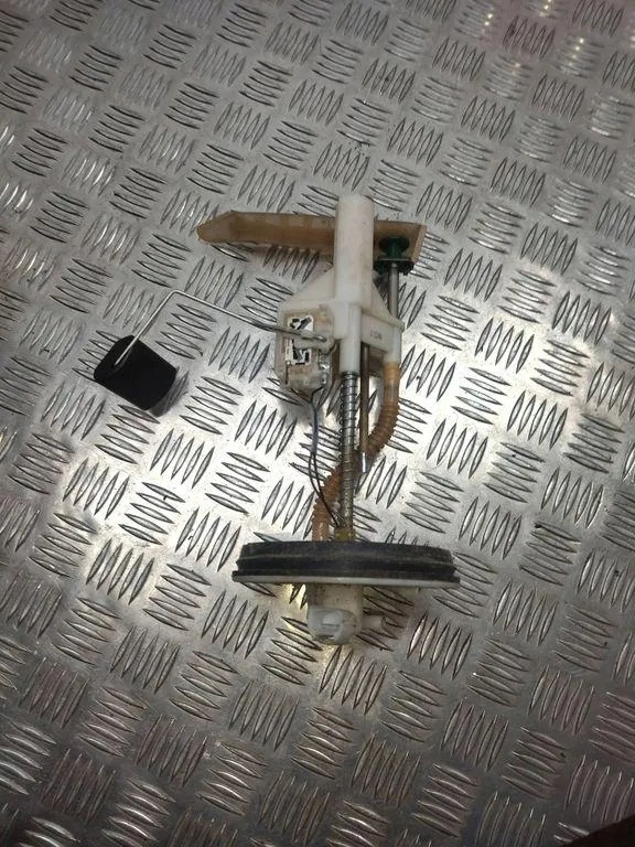 Polttoasteen anturi OEM 312302B900 Hyundai Santa Fe II