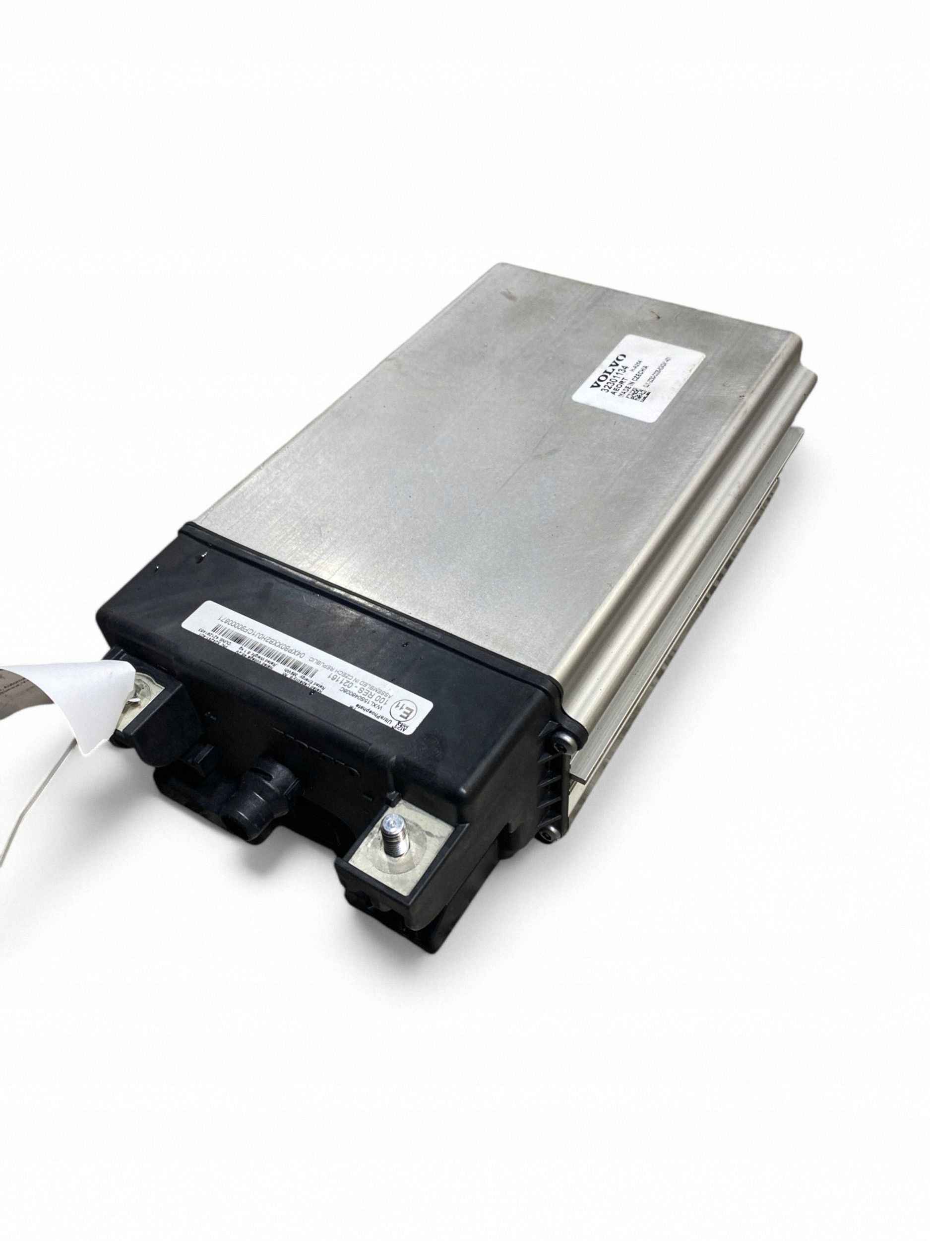 Bateria Volvo OEM 32301134 - 1Ah Usada image 2