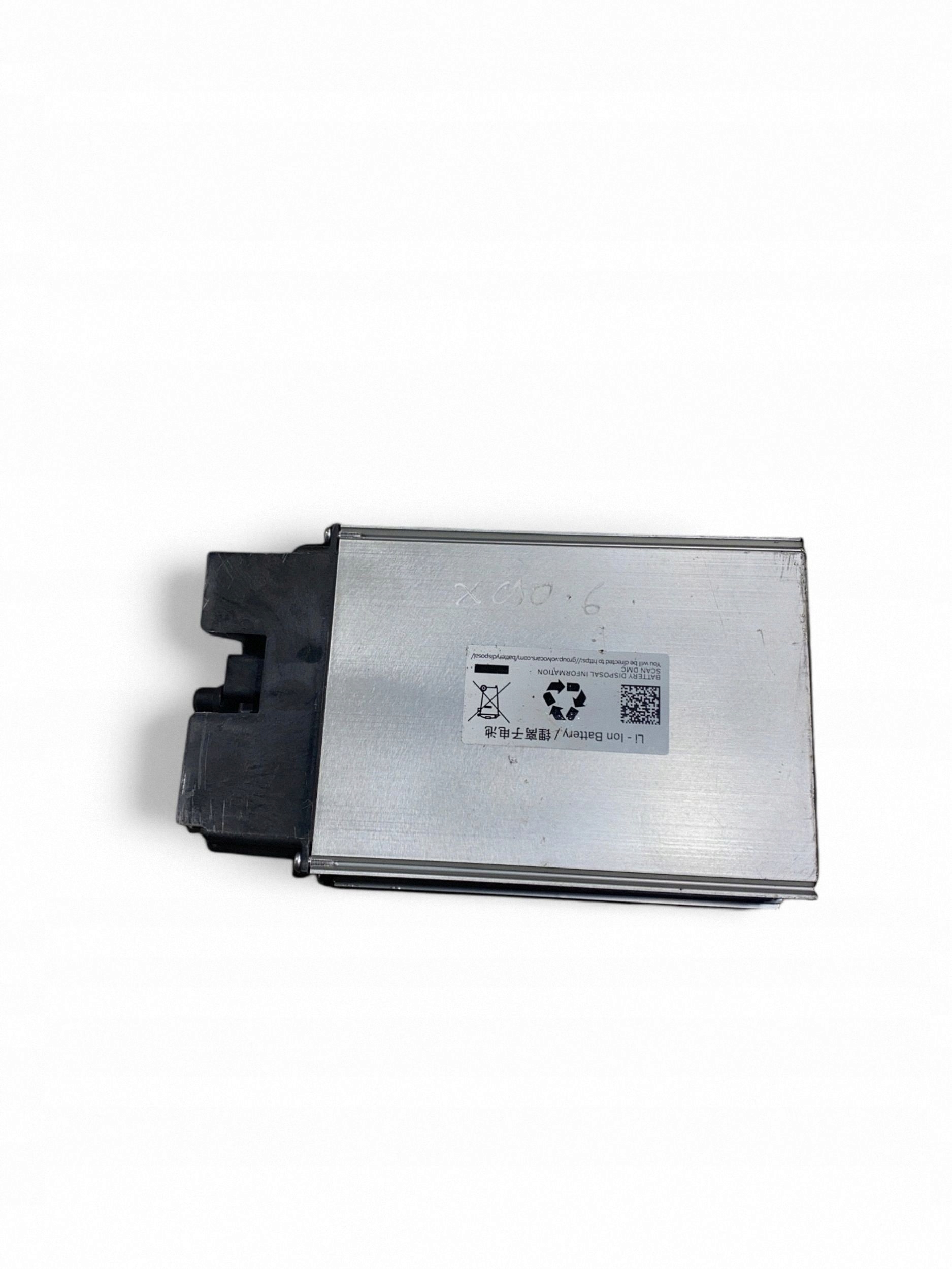 Bateria Volvo OEM 32301134 - 1Ah Usada image 7