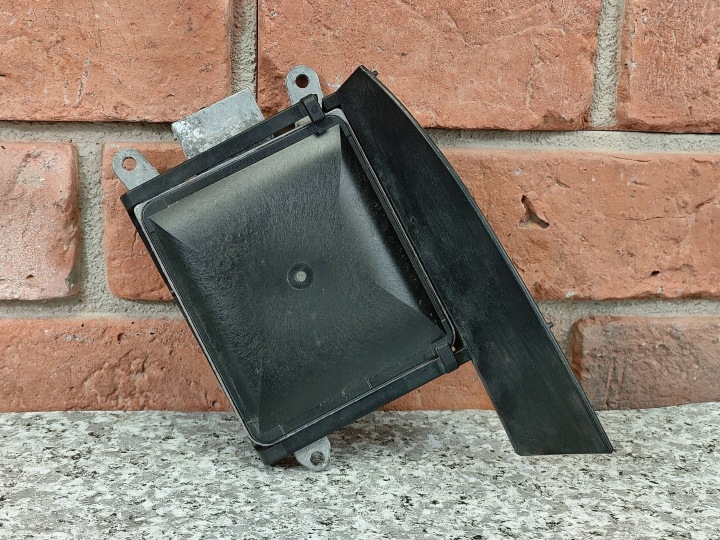 Kaistanvaihdon tunnistin oikea BMW F01 F02 F10 F11 LCI LIFT 6873339