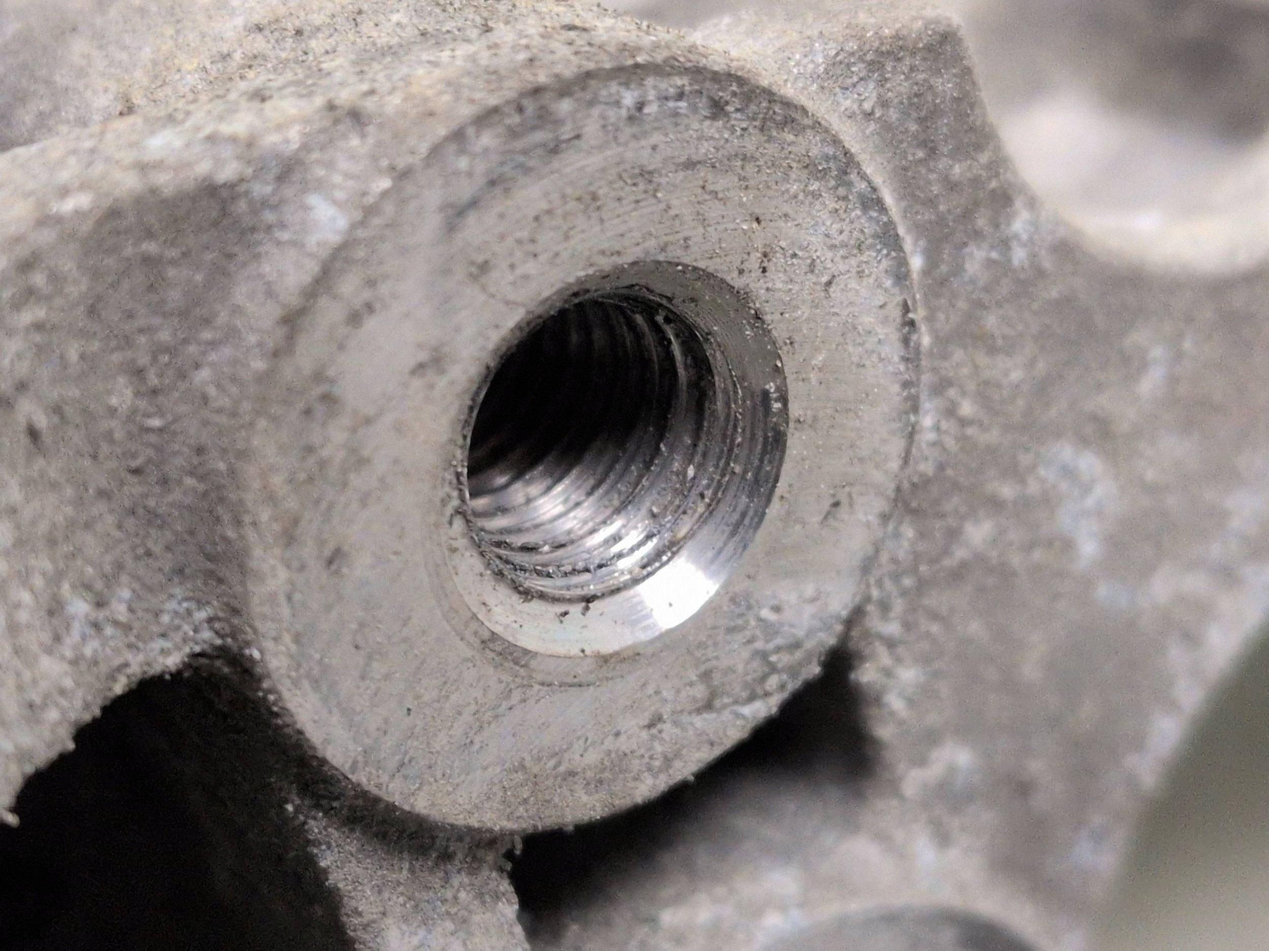 VW OE 038903143AF Support Alternateur image 6