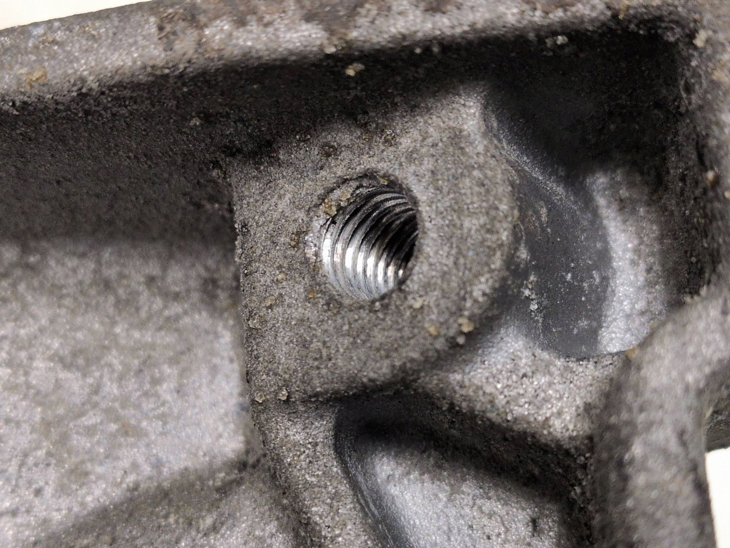 VW OE 038903143AF Support Alternateur image 10