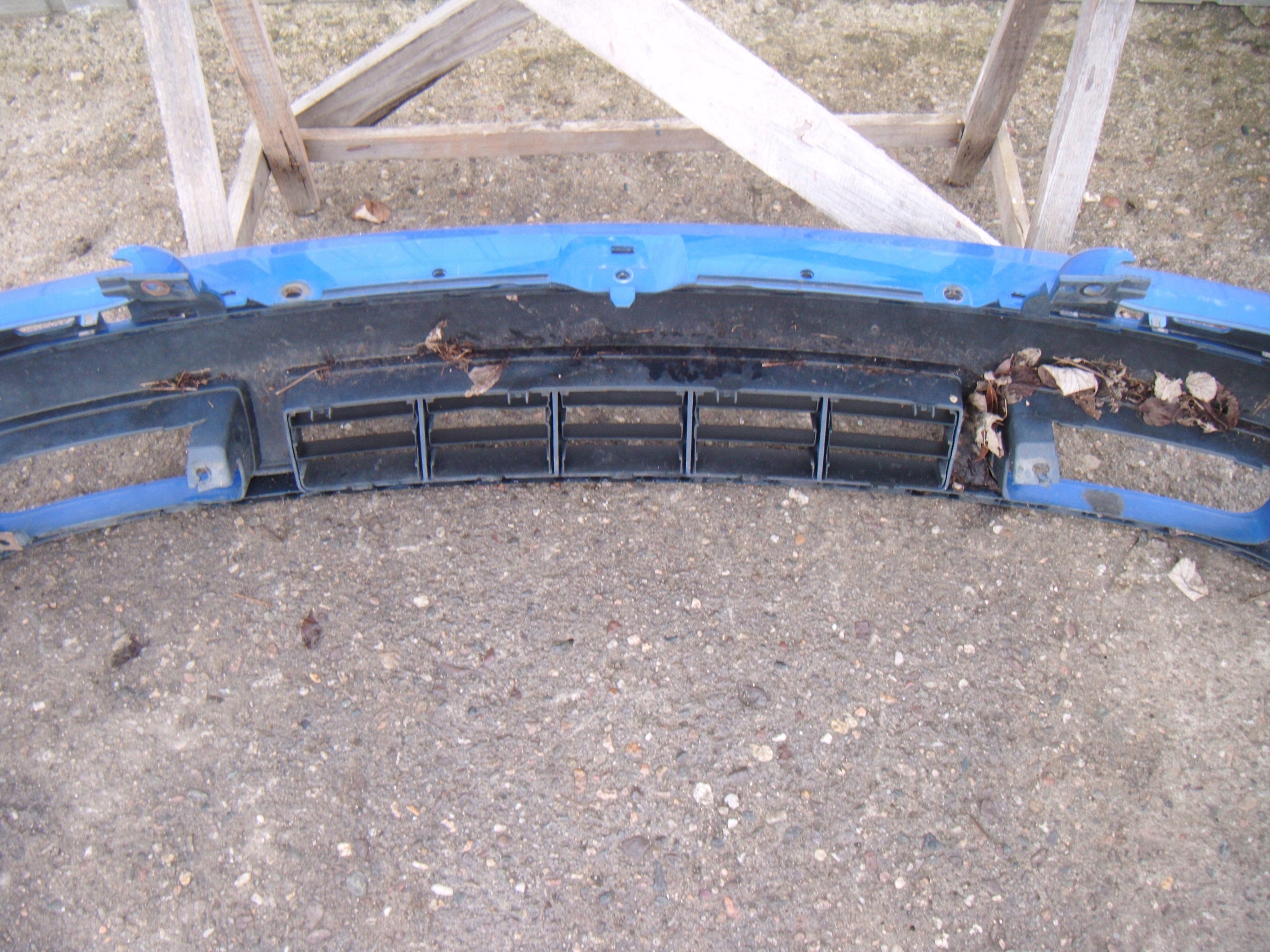 VW Golf 4 IV 97-06 Stoßstange vorne 1J0807221 + Gitter - schön - komplett image 7