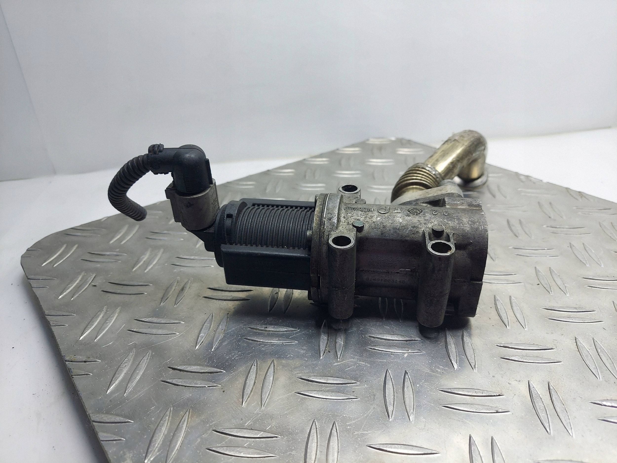 EGR-venttiili Opel Vectra C 1.9 CDTI 55215031