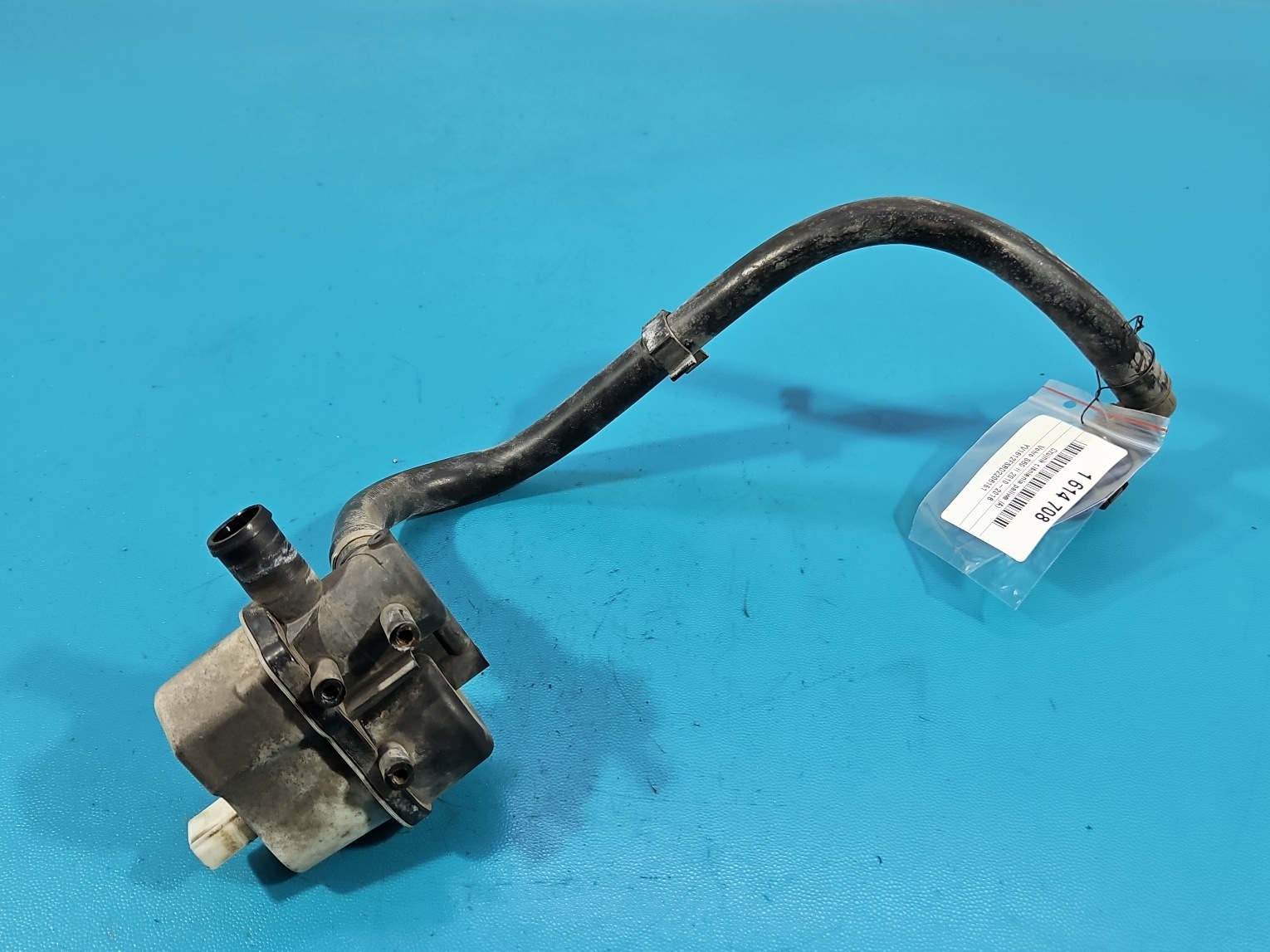 Volvo S60 bränsletank ventilationsventil OEM 0261222019 image 2