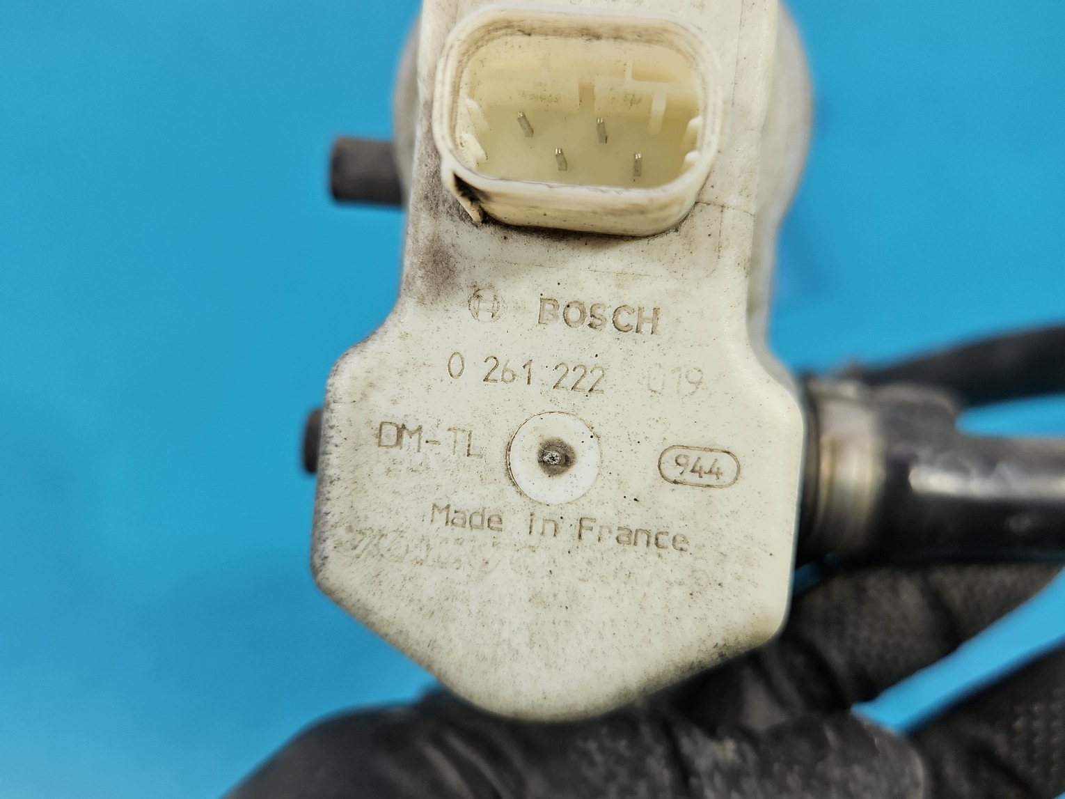 Volvo S60 bränsletank ventilationsventil OEM 0261222019 image 9