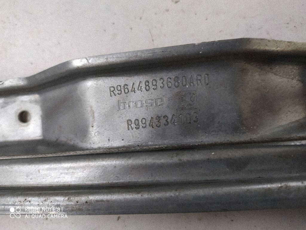 Régulateur de vitre manuel arrière droit OEM 9644893680 image 2