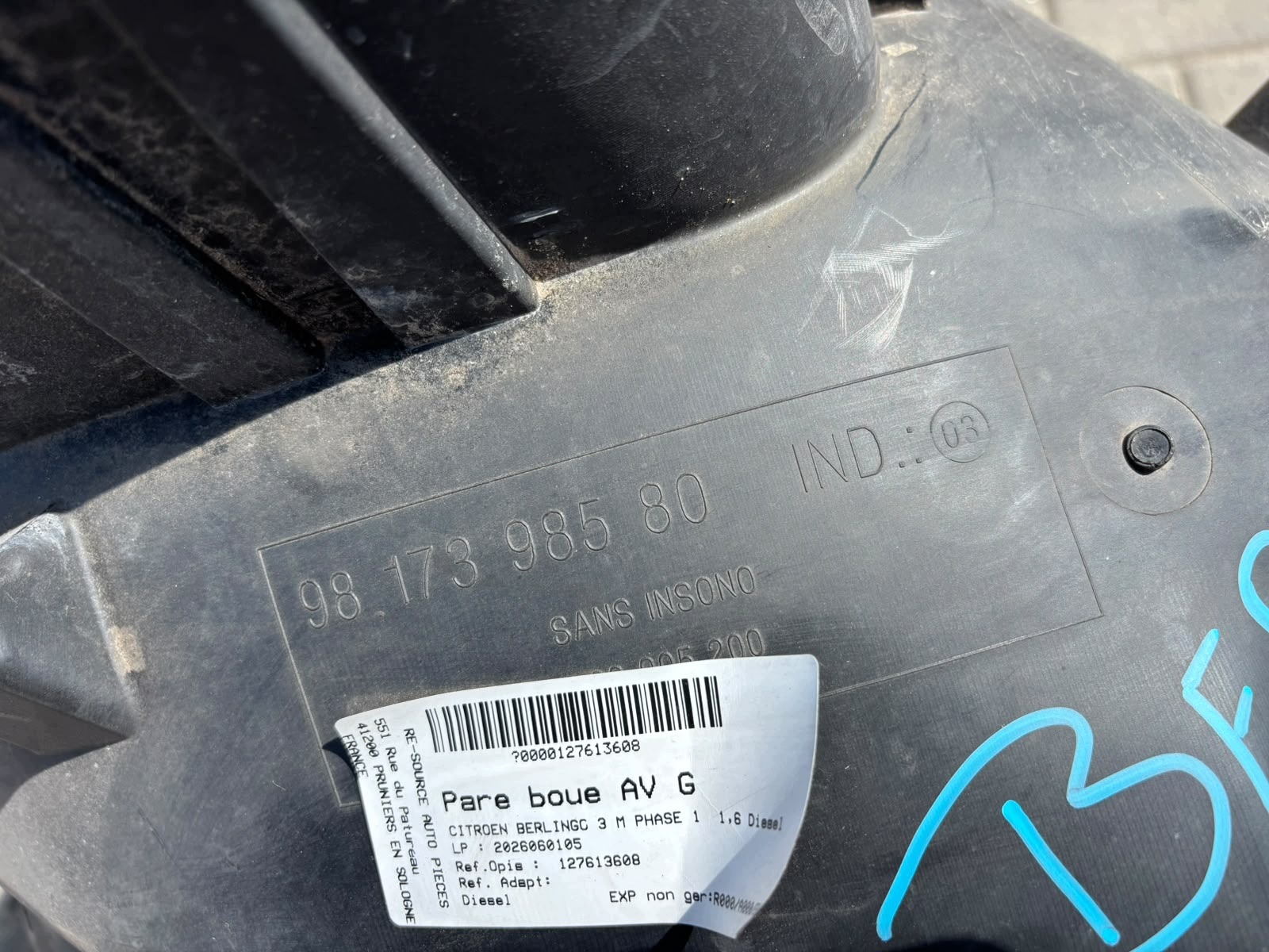 VASEN ETULOKASUOJA CITROEN BERLINGO IV 9817398580 OIKEA 9817398680