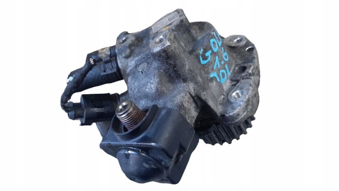 VW GOLF VII 1.6 TDI Einspritzpumpe 04B130755H