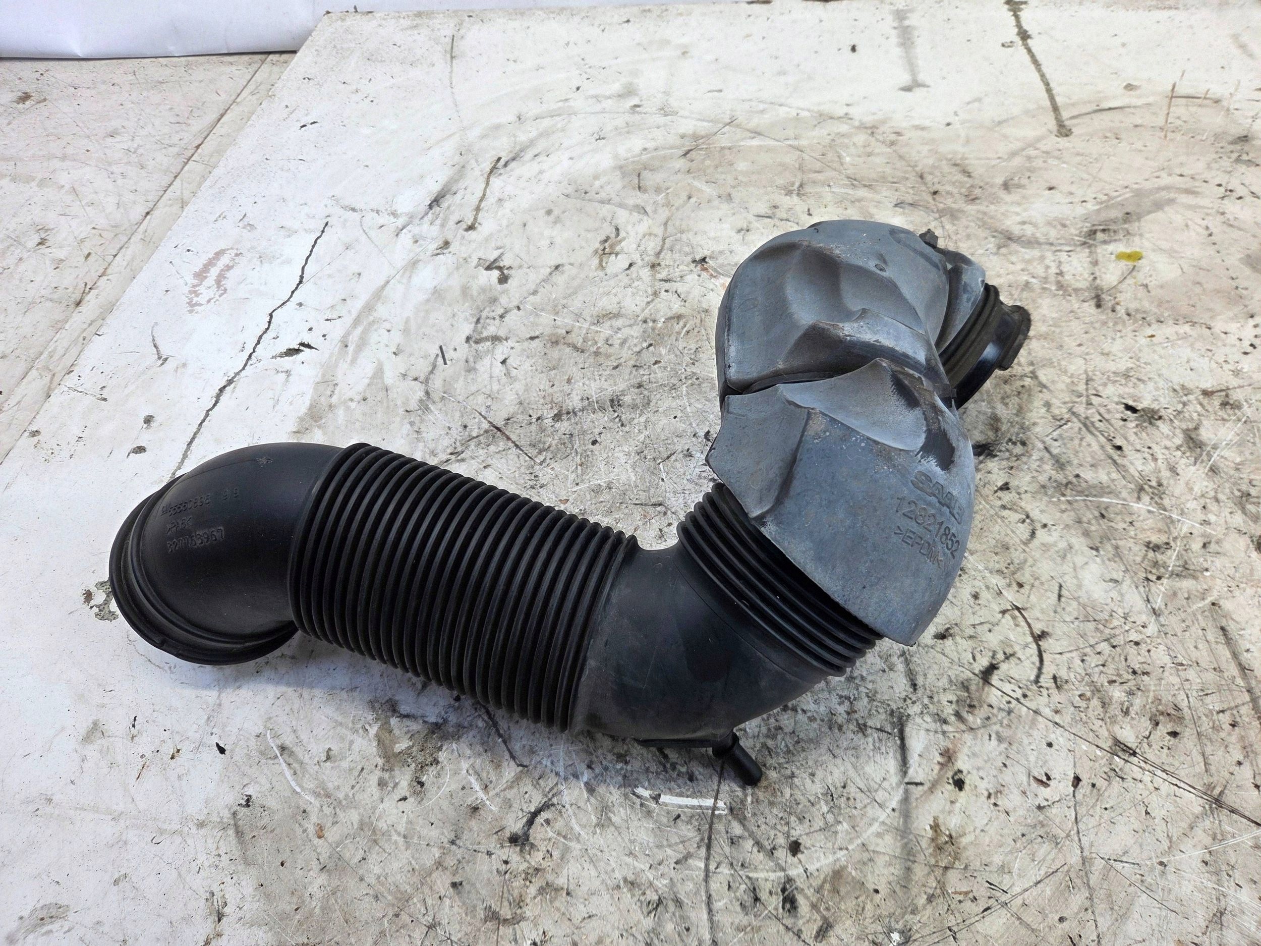 Ilmaputki Opel Insignia A 2.0 T (A20NHT) OEM 55560898 image 3