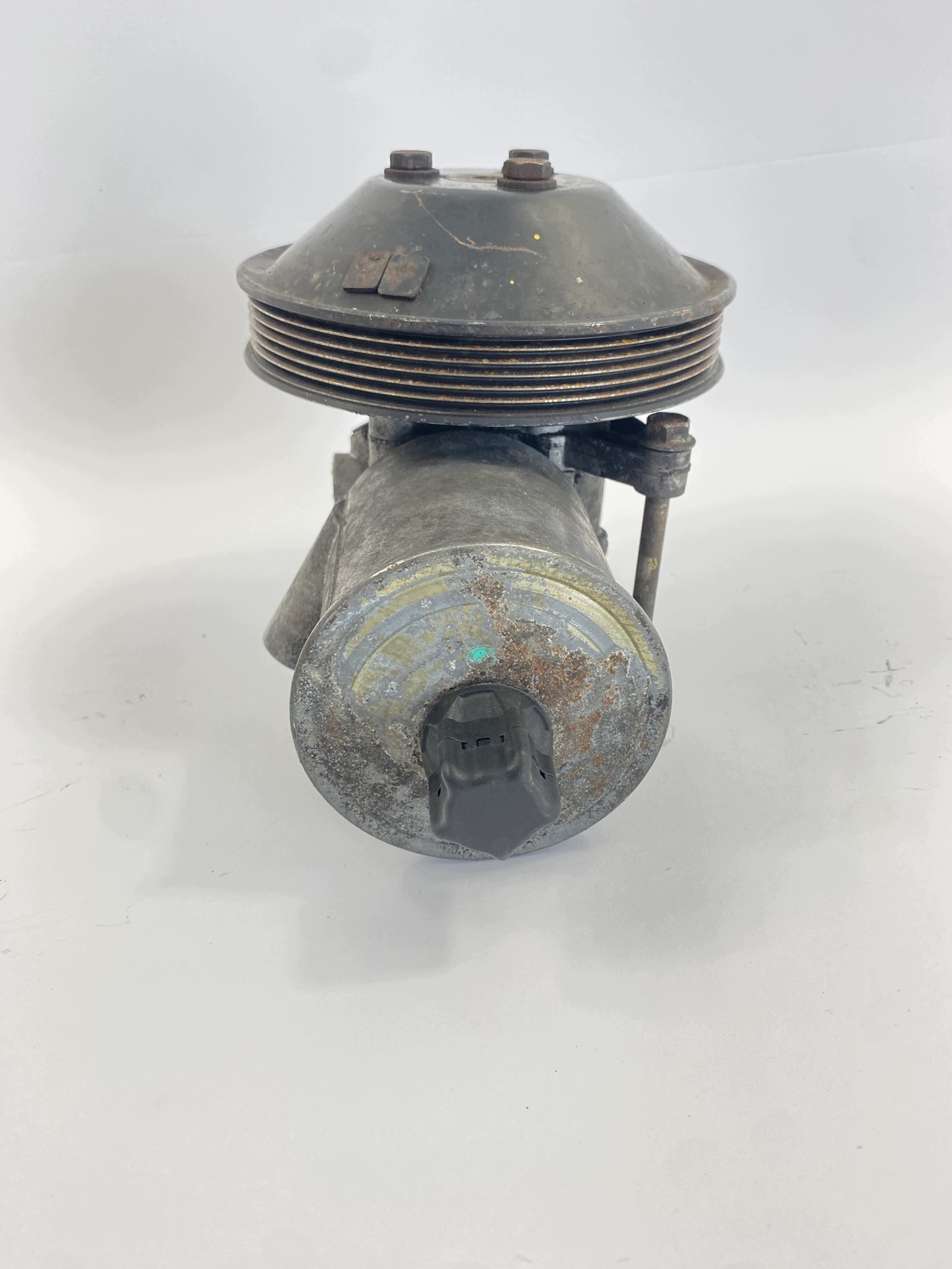 Ohjaustehostepumppu Mercedes W124 230 1244602380 image 3