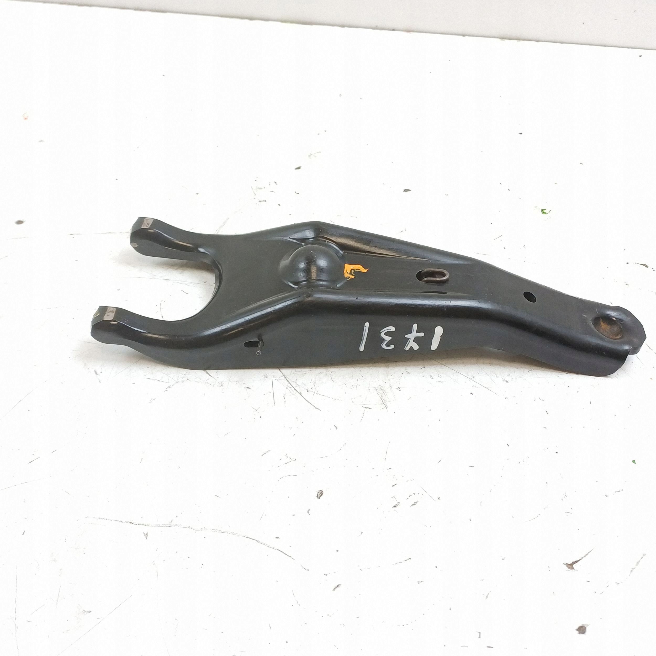 Garfo embraiagem Mazda 6 OEM MAM83065 - Usado image 2