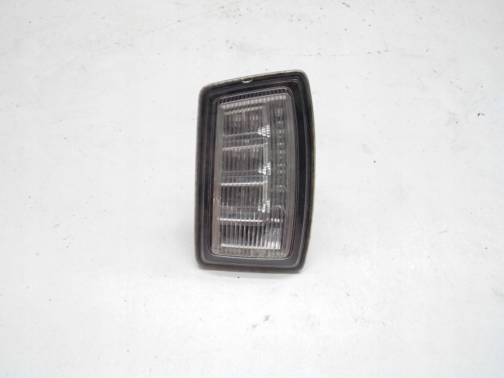 Matkustamon valo tavaratilaan 8X0945096 Audi A1 8X oikea taka