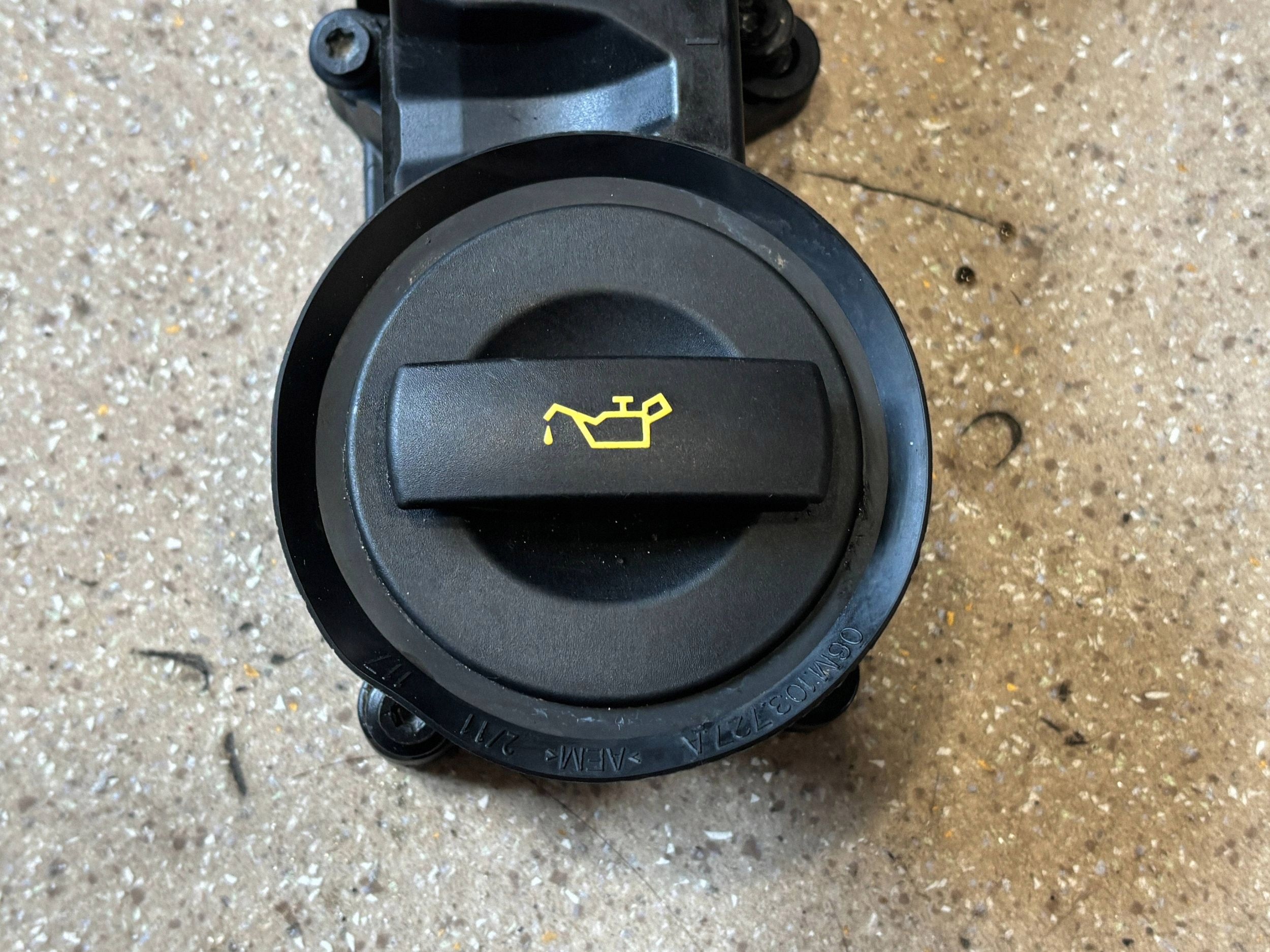 Öljyerroin OEM 06M103495 Audi A4 S4 B9 3.0 TFSI:lle