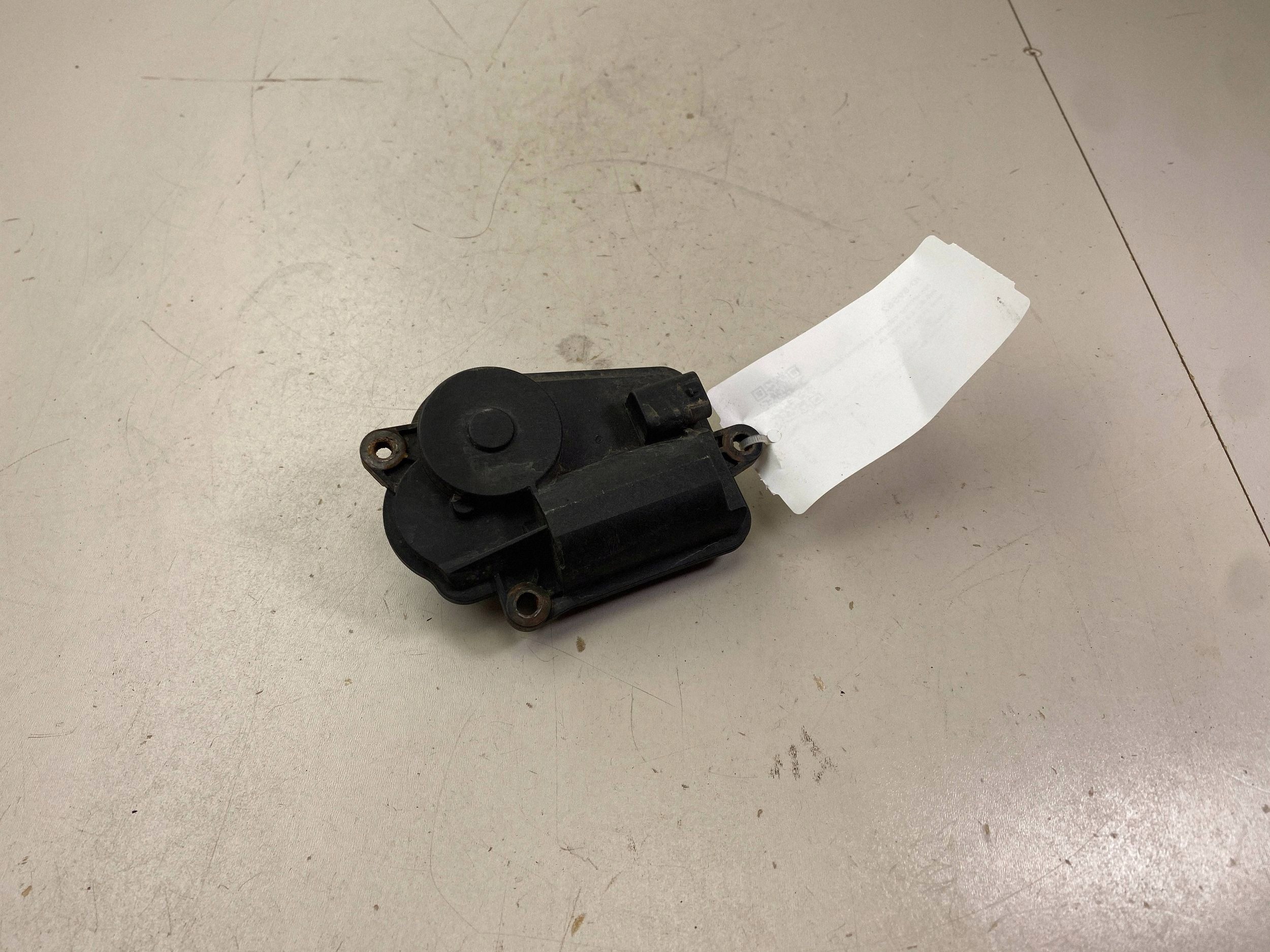 Motor de compuerta BMW OE 8582069 para Serie 5 G30 Diésel image 7